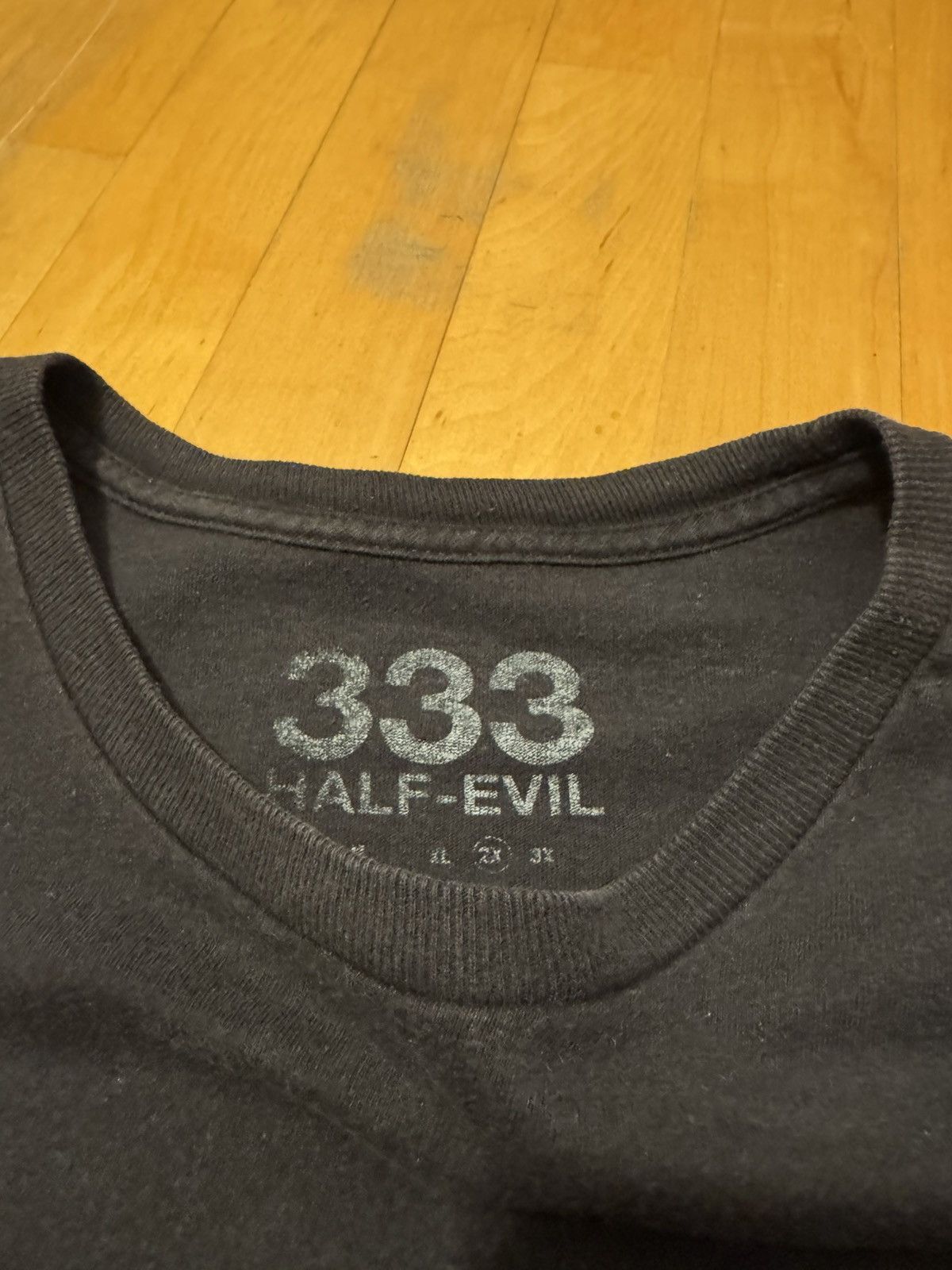 Half Evil Half Evil Graphic Tee Size US XXL / EU 58 / 5 - 3 Thumbnail