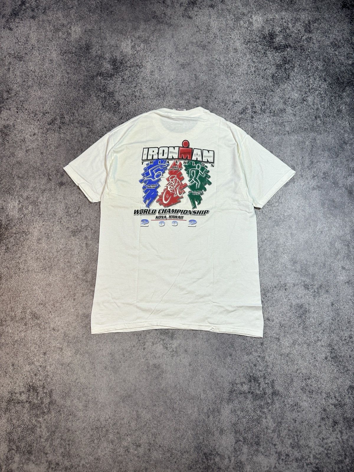 Vintage Vintage Ironman Triathlon 2002 T-shirt Sportswear Rare USA L Size US L / EU 52-54 / 3 - 1 Thumbnail