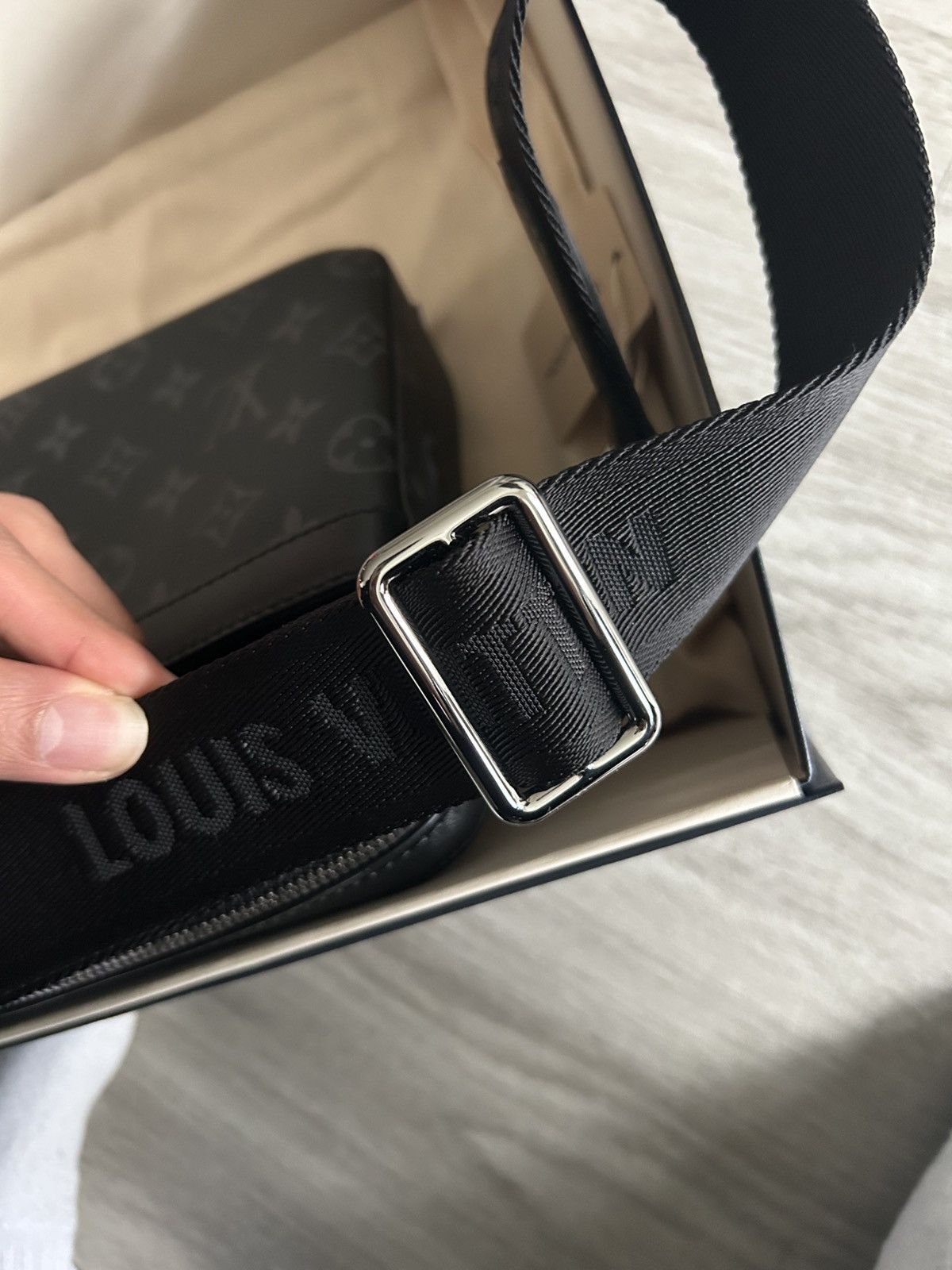 Louis Vuitton Louis vuitton trio messenger bag crossbody monogram eclipse Size ONE SIZE - 24 Thumbnail