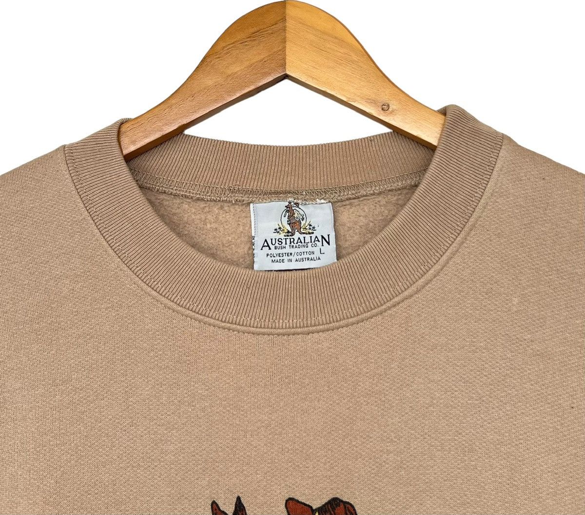 Vintage Vintage 90s Australia Kangaroo Baggy Boxy Sweatshirt Size US M / EU 48-50 / 2 - 4 Thumbnail