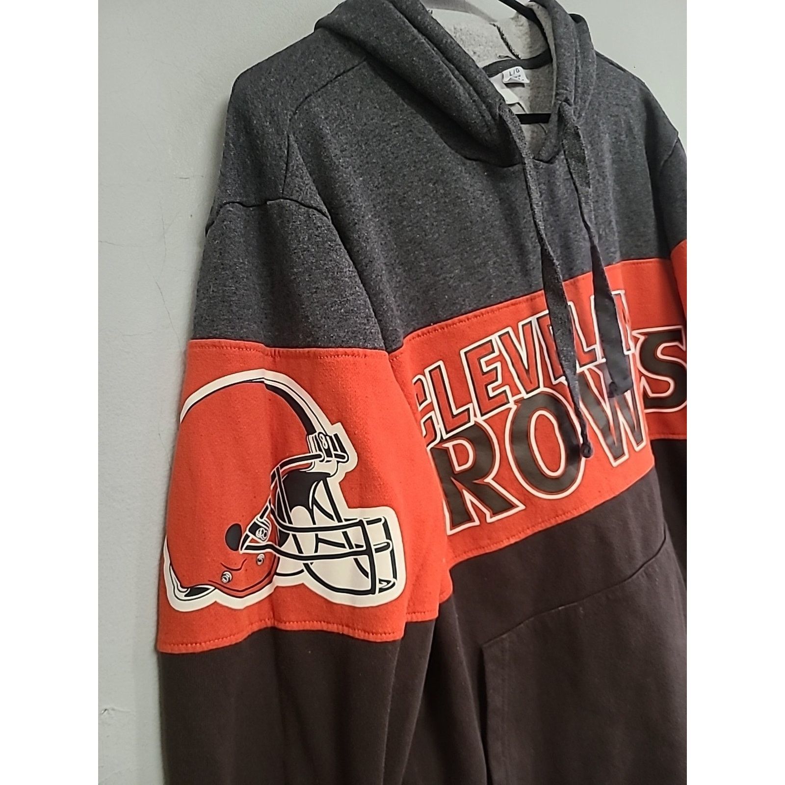 Starter Men's large Cleveland Browns NFL football hoodie Size US L / EU 52-54 / 3 - 3 Thumbnail