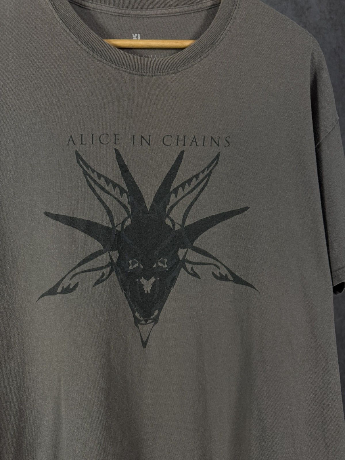Band Tees Alice in Chains rock band tee Size US XL / EU 56 / 4 - 3 Thumbnail