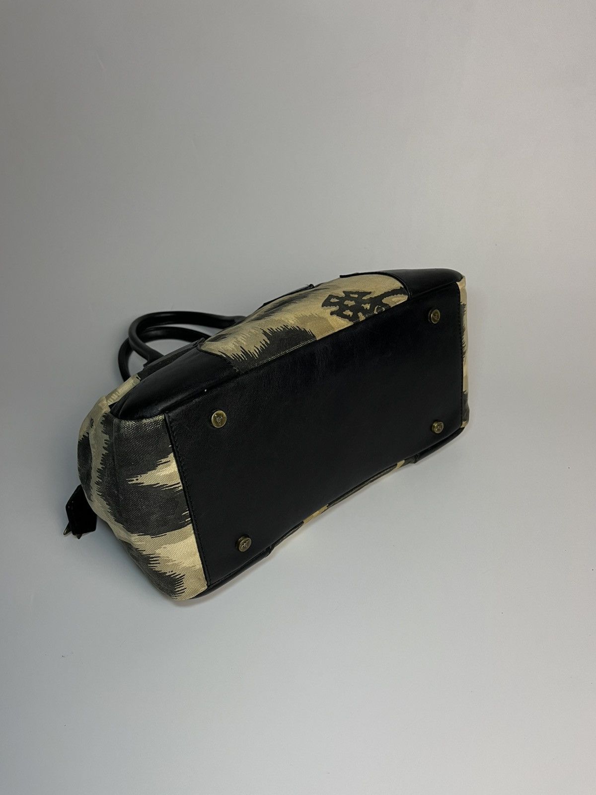 Vivienne Westwood Vivienne Westwood Safari in Black & White Medium Yasmin Bag Size ONE SIZE - 11 Thumbnail