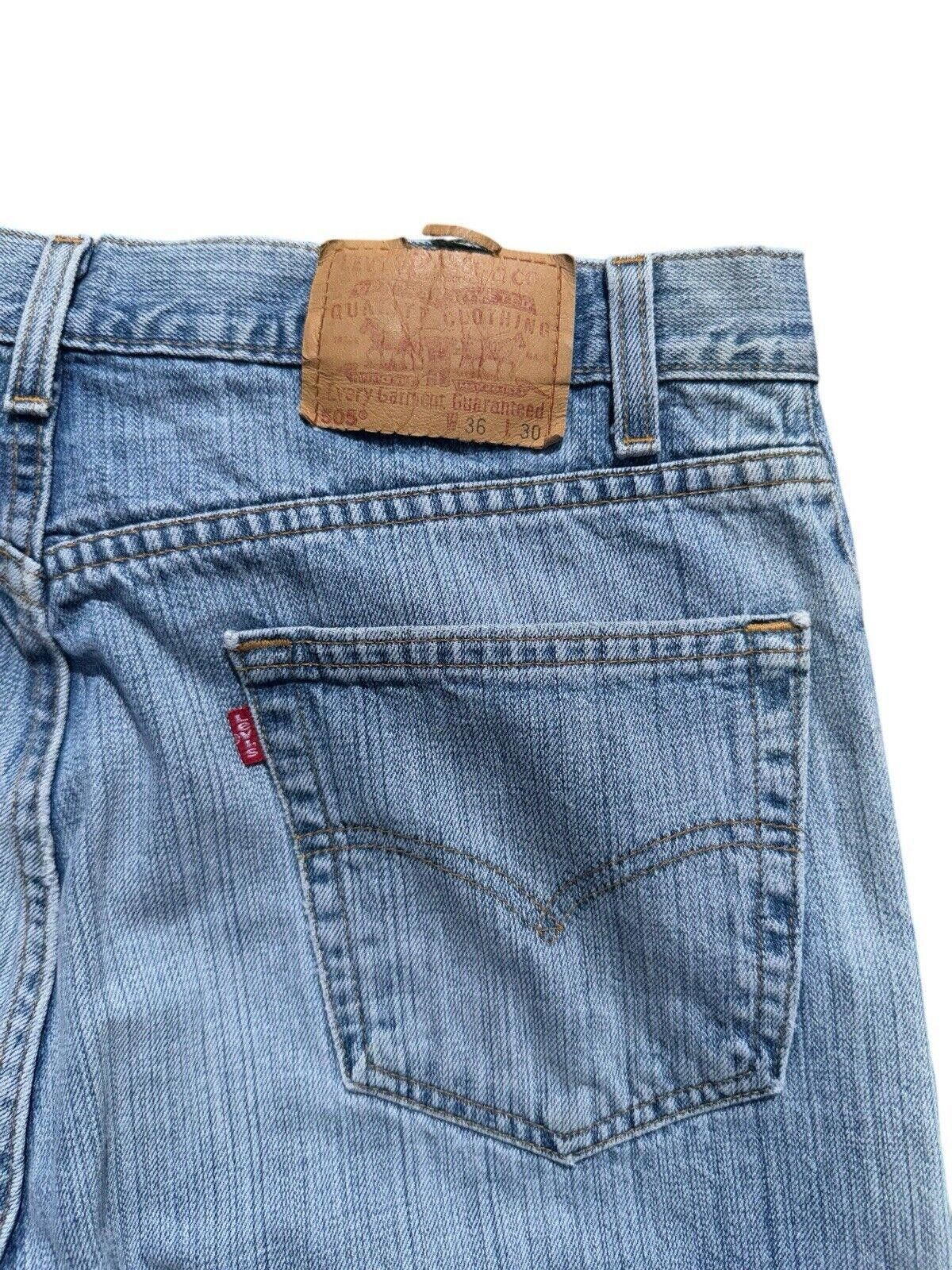 Levi's Vintage Levis 505 1980s Light Wash USA Sun Faded Jeans 36x30 Size US 36 / EU 52 - 7 Thumbnail