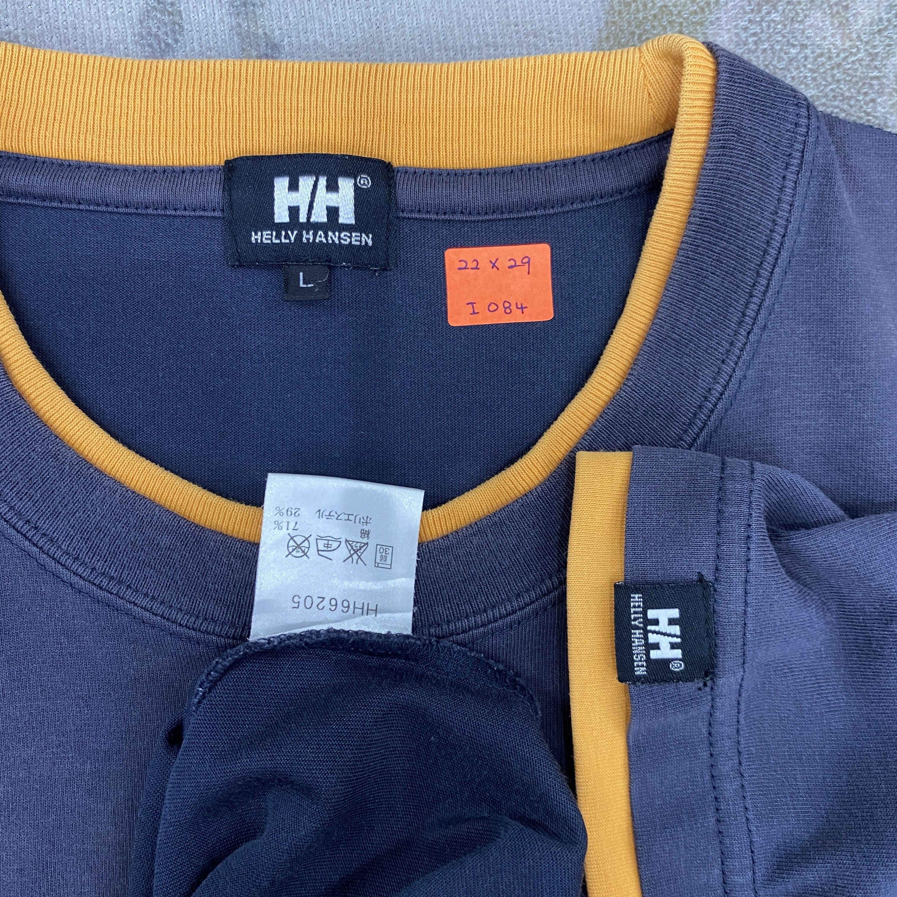 Helly Hansen Vintage Helly Hansen Sun Faded TShirt - I084 Size US L / EU 52-54 / 3 - 4 Thumbnail