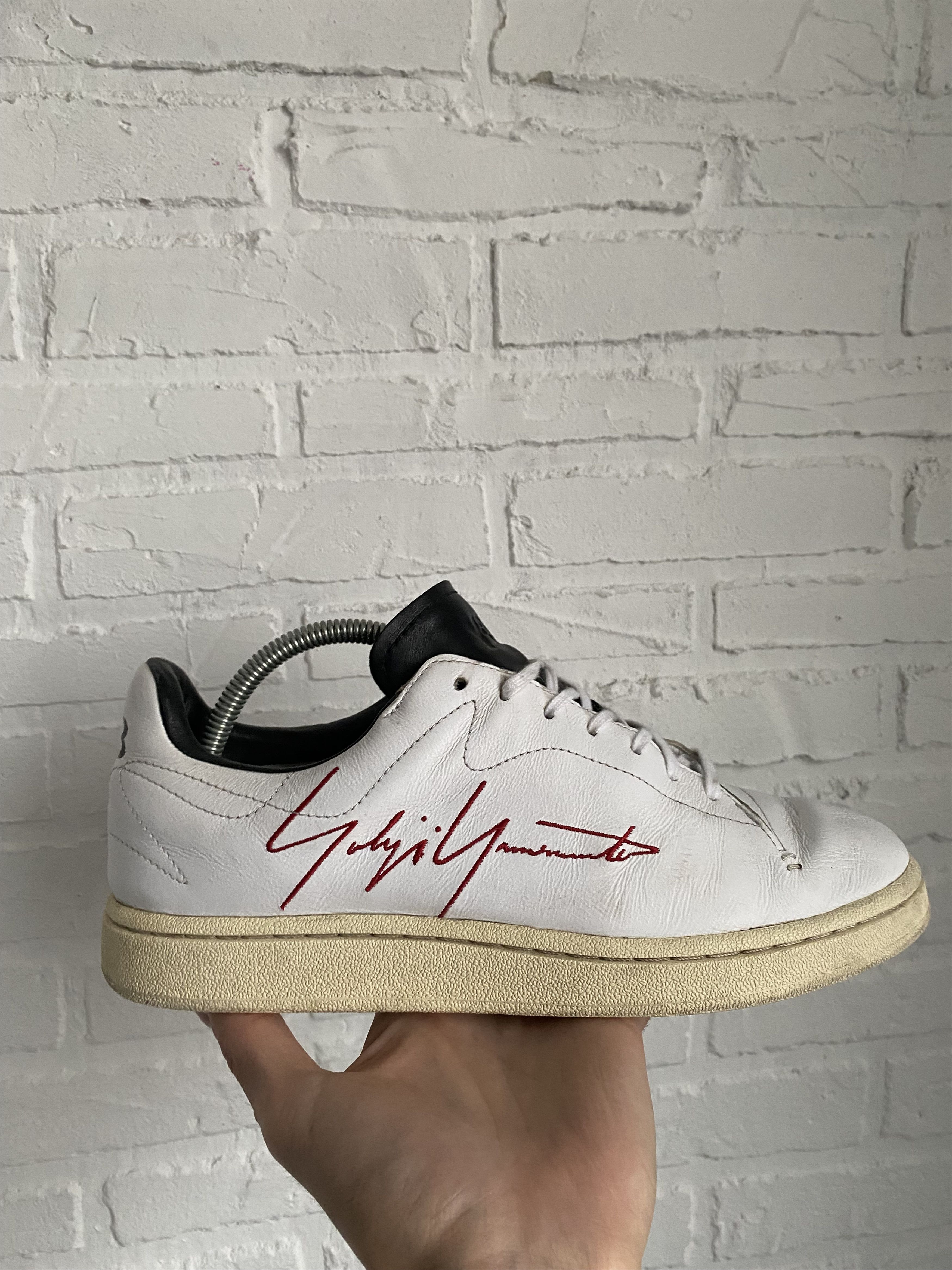 Y-3 × Yohji Yamamoto y-3 x Yohji Yamamoto court embroidered logo sneakers Size US 9 / EU 42 - 2 Thumbnail