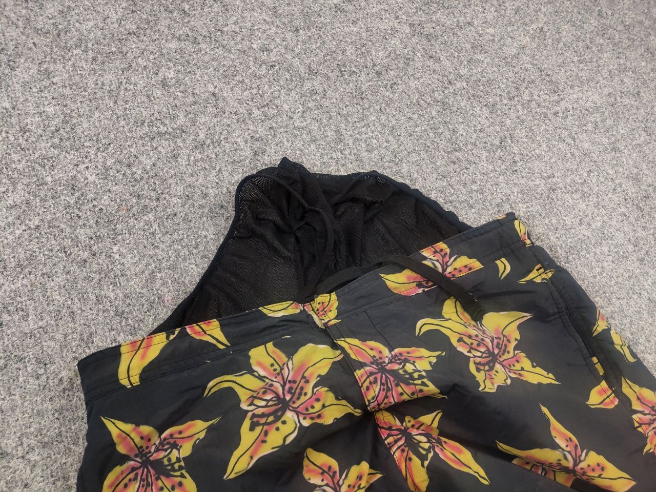Allsaints Allsaints Hibiscus Swim Casual Nylon Floral Pattern Shorts Size US 32 / EU 48 - 13 Thumbnail