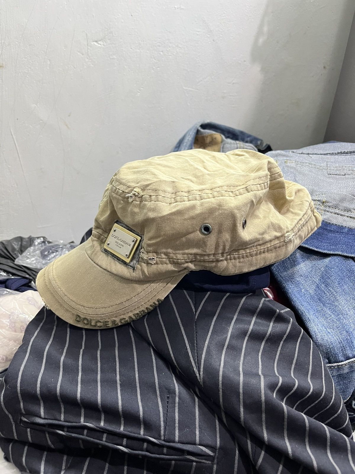 Dolce & Gabbana Vintage dolce & gabbana distressed commando hat Size ONE SIZE - 2 Thumbnail