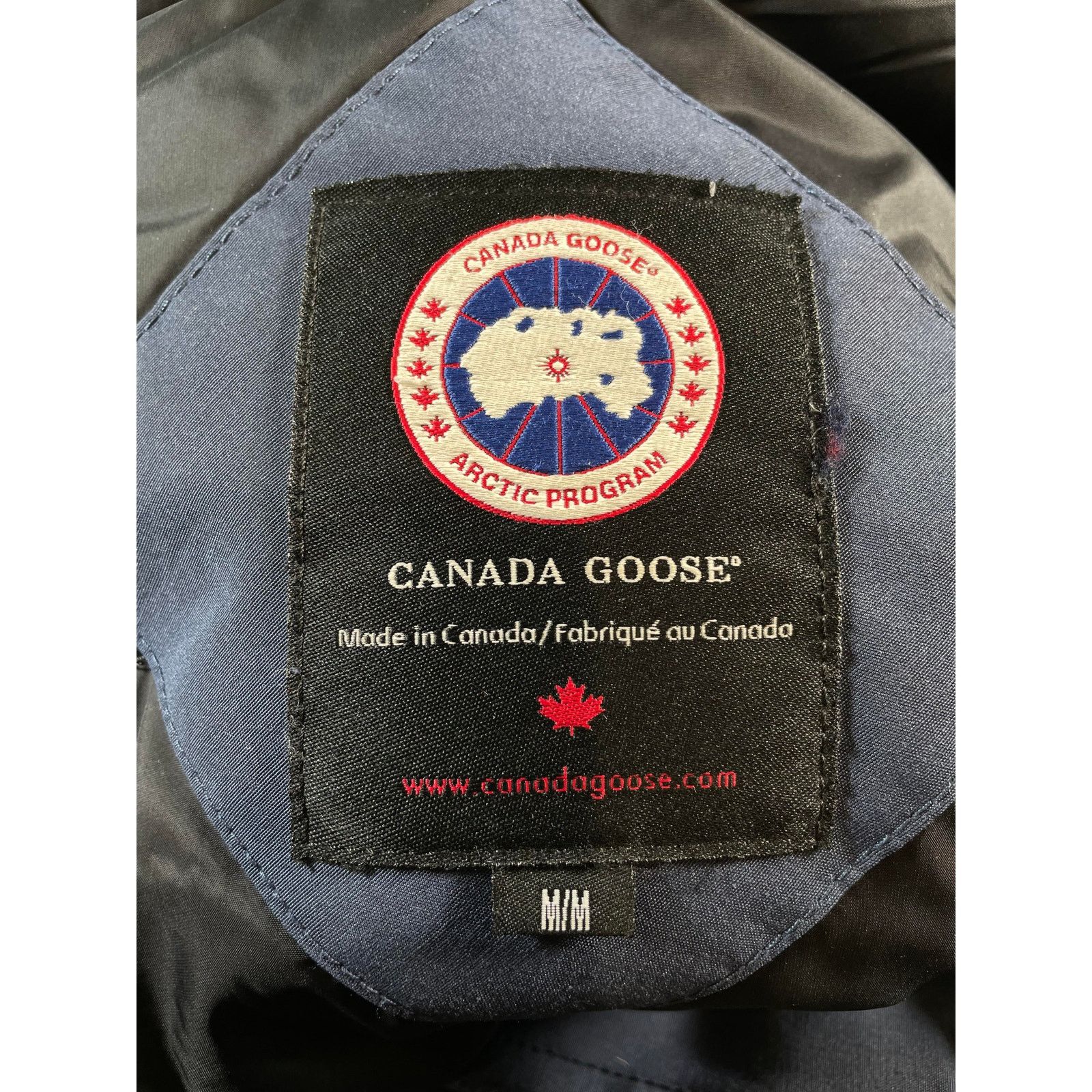 Canada Goose Canada Goose White Fur Navy Long Parka Size US M / EU 48-50 / 2 - 12 Thumbnail