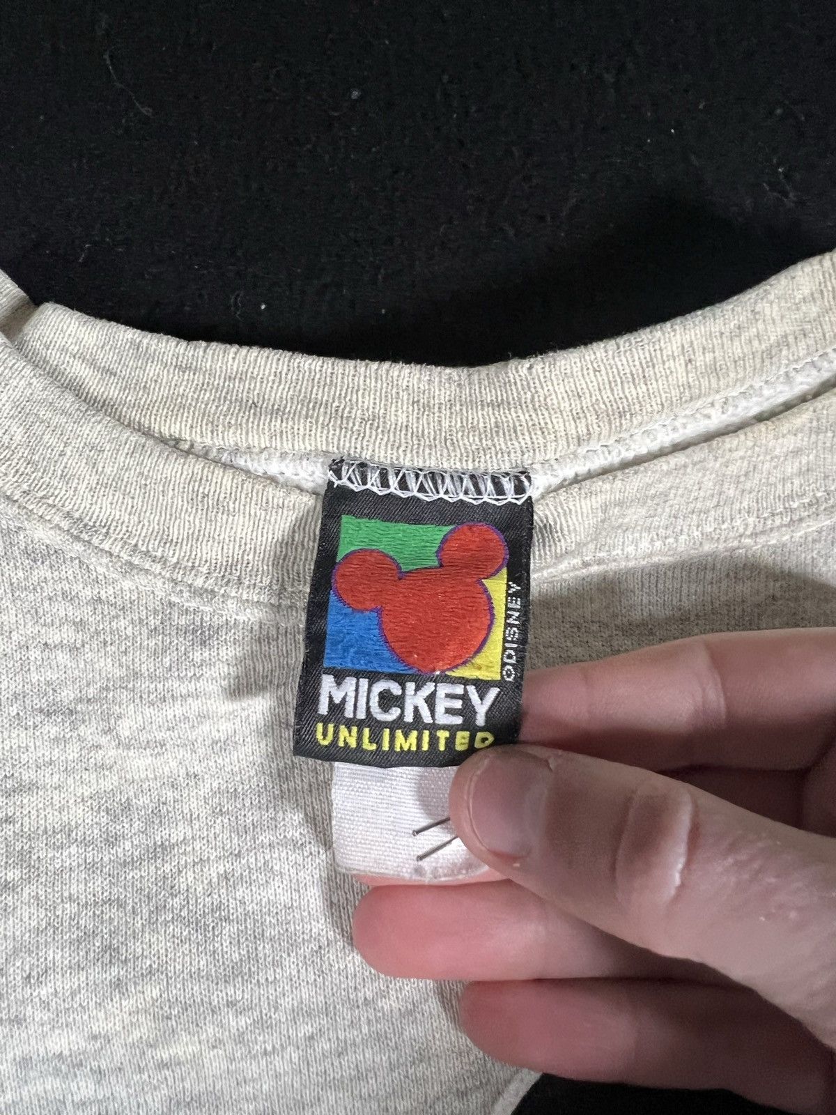 Disney × Vintage Vintage 90’s Essential Mickey Mouse Cartoon Thick Crewneck Size US XL / EU 56 / 4 - 4 Thumbnail