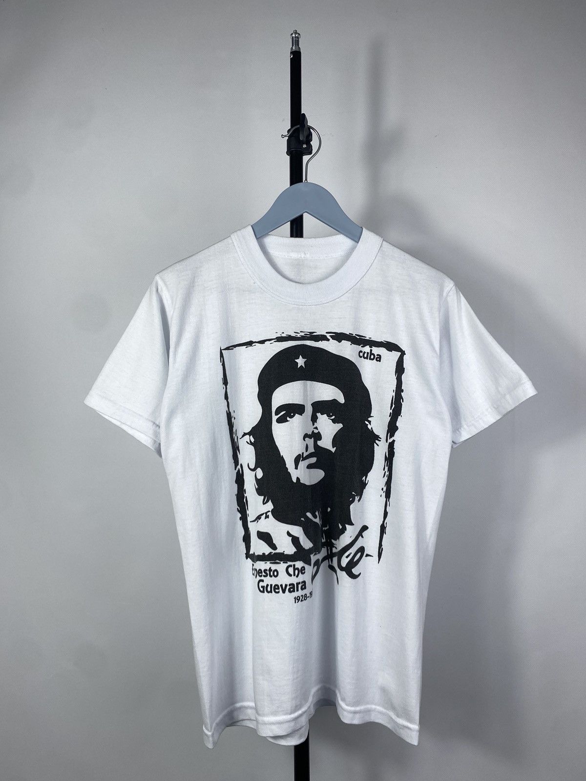 Band Tees × Vintage 00’s Vintage Cuba Che Guevara T Shirt Band Archival Tee Size US S / EU 44-46 / 1 - 1 Thumbnail