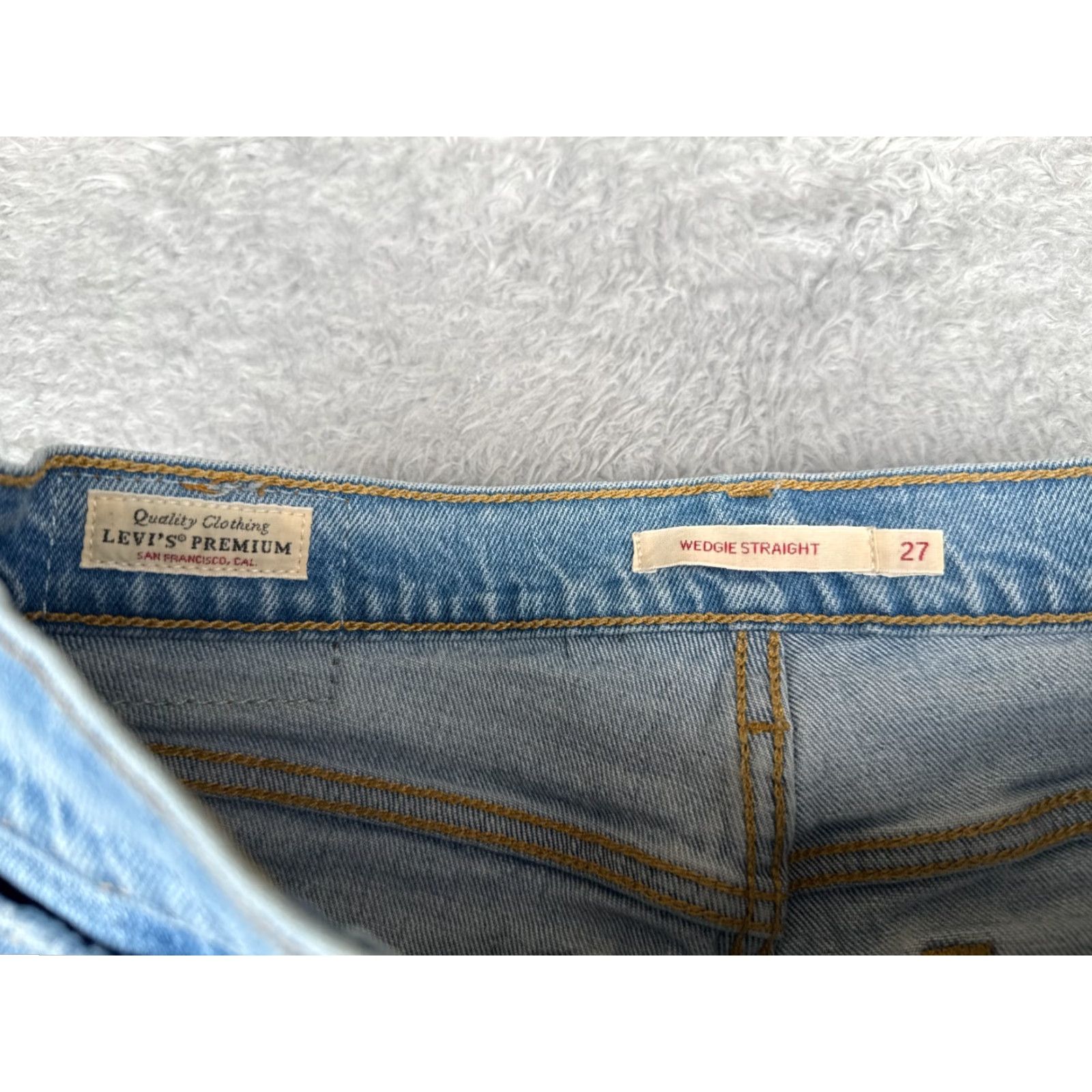 Levi's Levis Jeans Women 27x28 Blue Premium Denim Wedgie Straight Button Fly 27 28 Vintage N/A Size 27" / US 4 / IT 40 - 6 Thumbnail