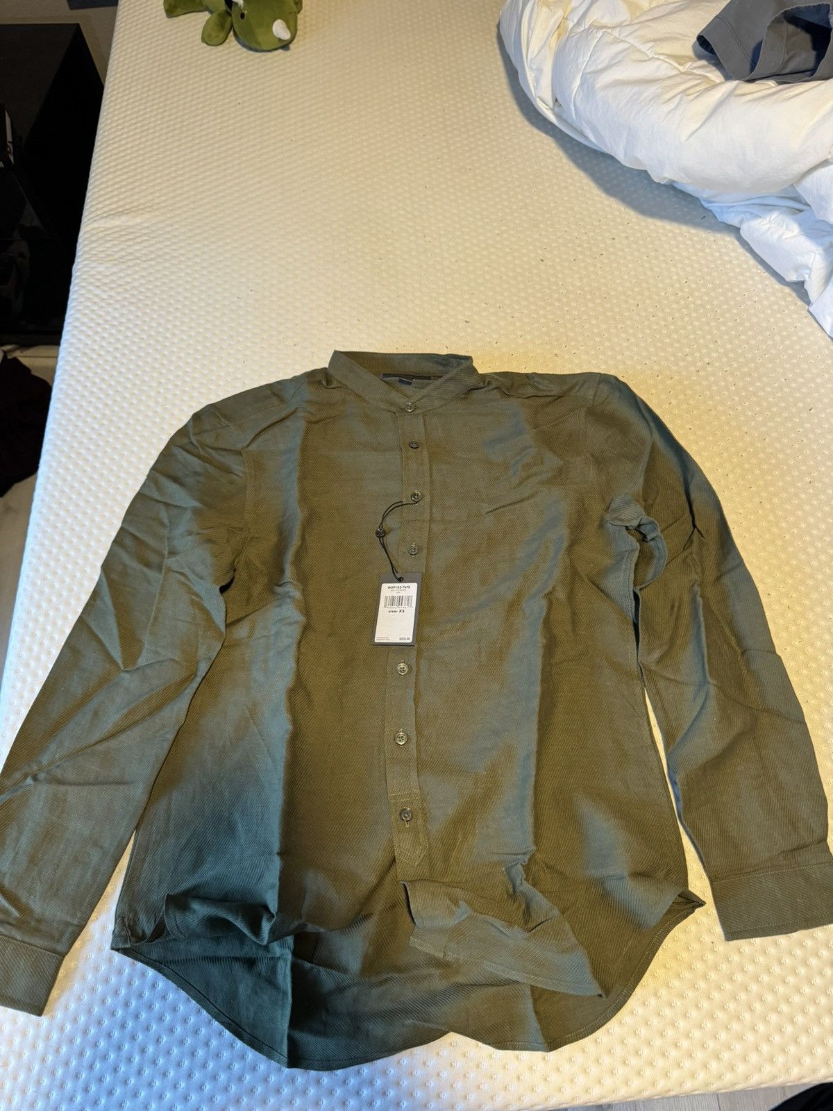 John Varvatos Olive John Varvatos Button Up Size US XS / EU 42 / 0 - 1 Thumbnail