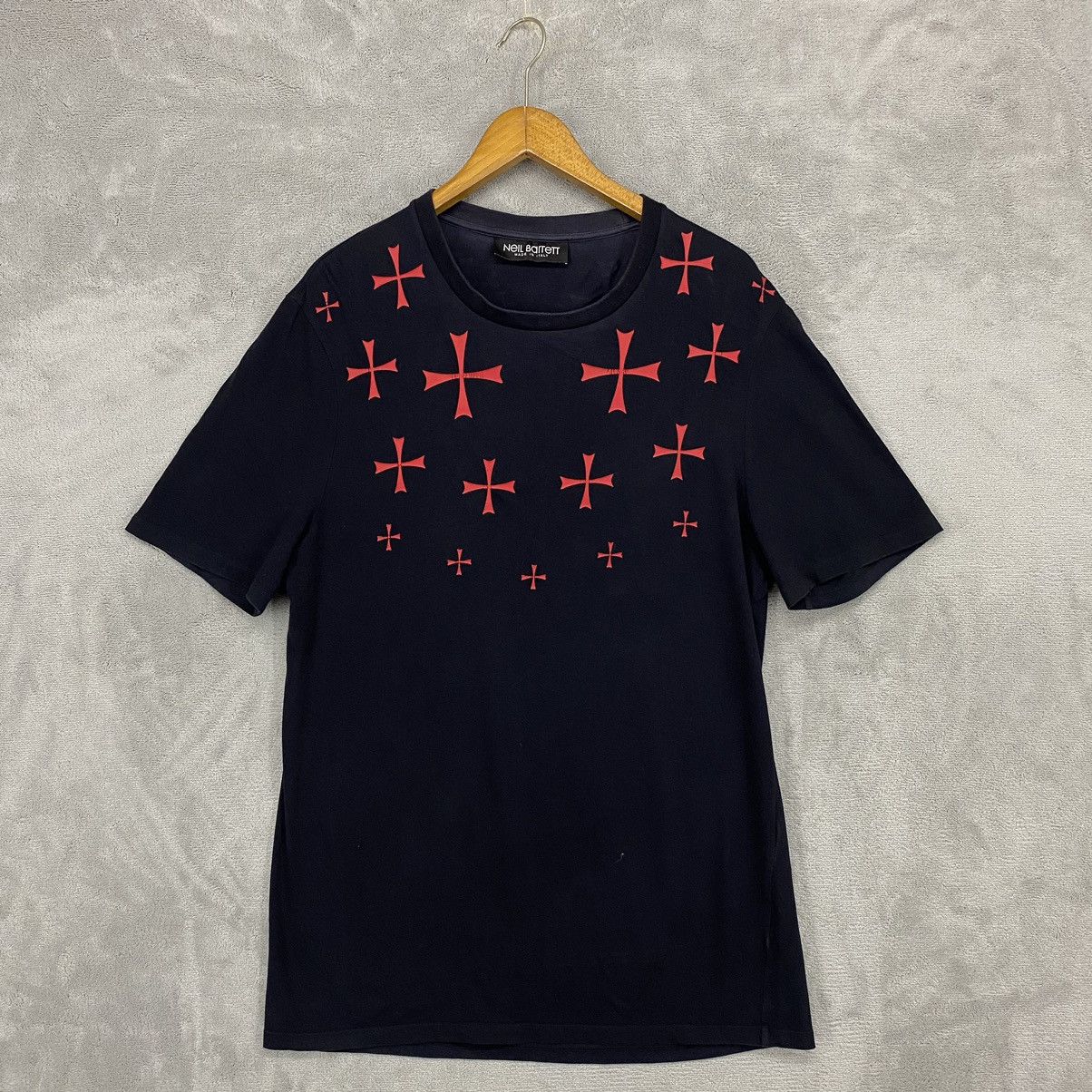 Neil Barrett NEIL BARRETT Maltese Cross Printed T-Shirt Black Size US L / EU 52-54 / 3 - 1 Thumbnail