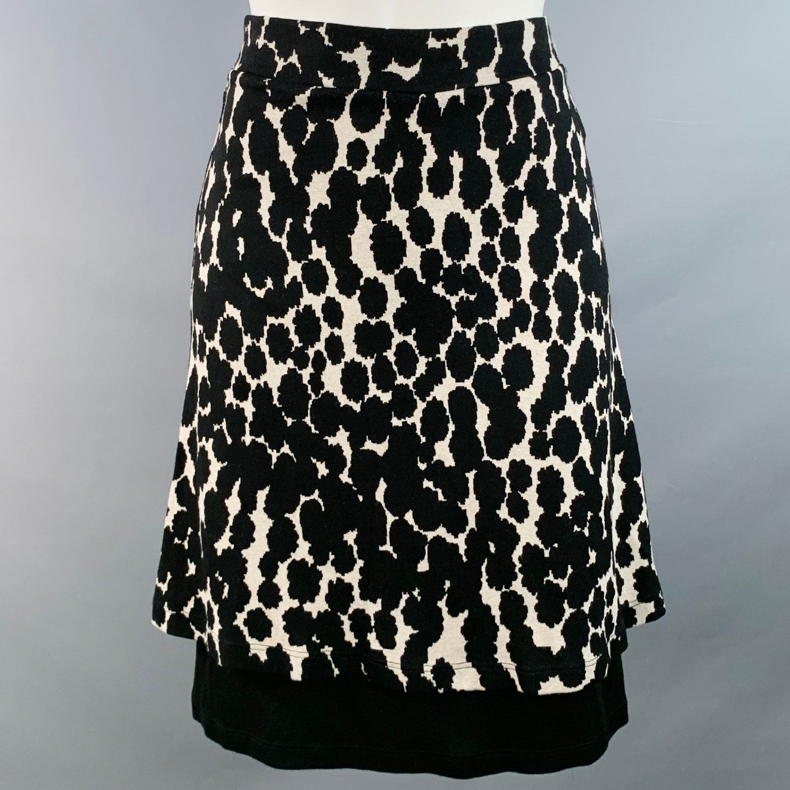 Other ISABEL DE PEDRO Black White Spots Print Layered Midi Skirt Size 26" / US 2 / IT 38 - 1 Thumbnail