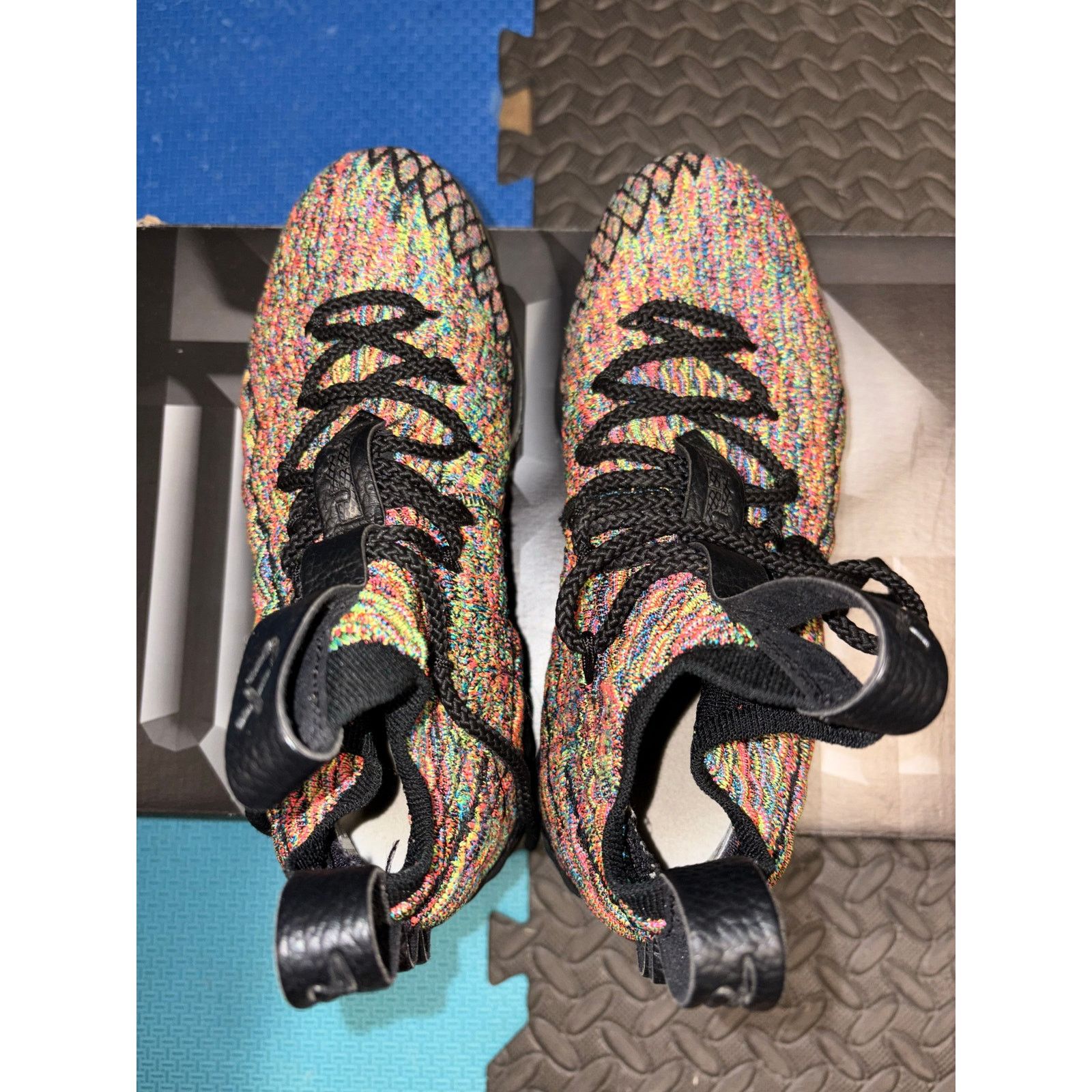 Nike Nike LeBron James 15 5Y kids four horsemen fruity pebbles Size US 5 / EU 37 - 4 Thumbnail