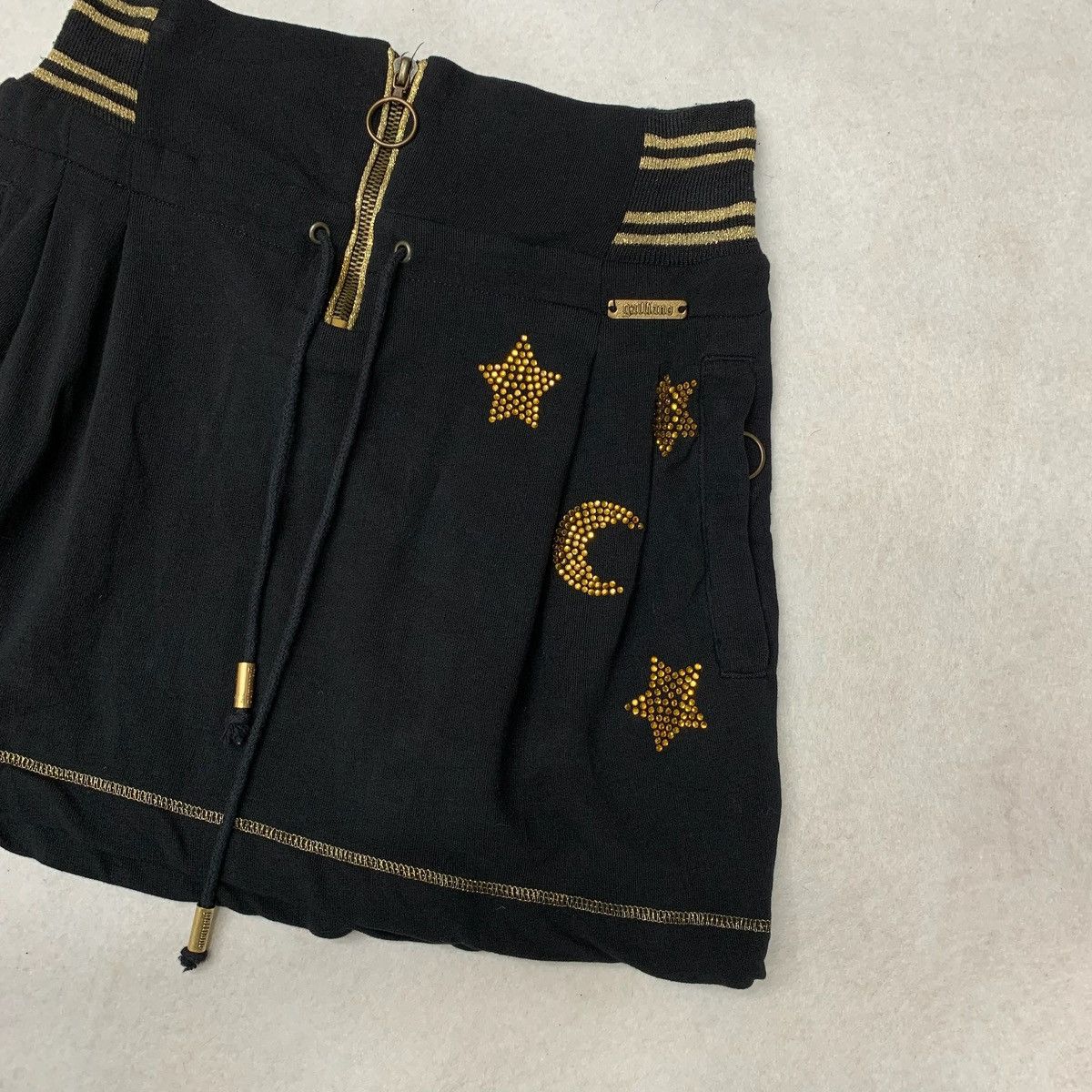 John Galliano John Galliano Mini Skirt Size 25" / US 0 / IT 36 - 2 Thumbnail