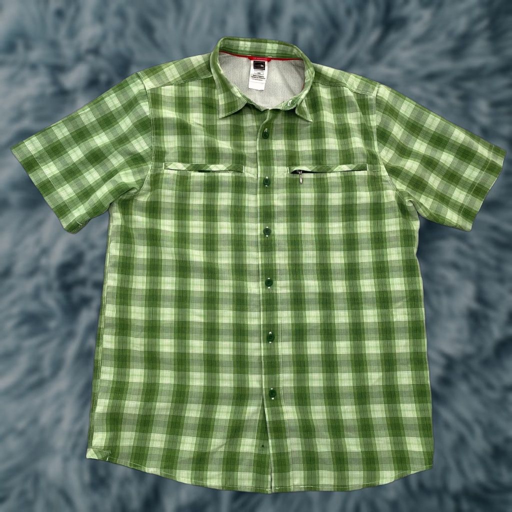 The North Face The North Face Button-Up The North Face Shirt Men Plaid Button Up Casual Short Sleeve Outdoor Logo Pockets Green Medium Adult Size US M / EU 48-50 / 2 - 1 Thumbnail