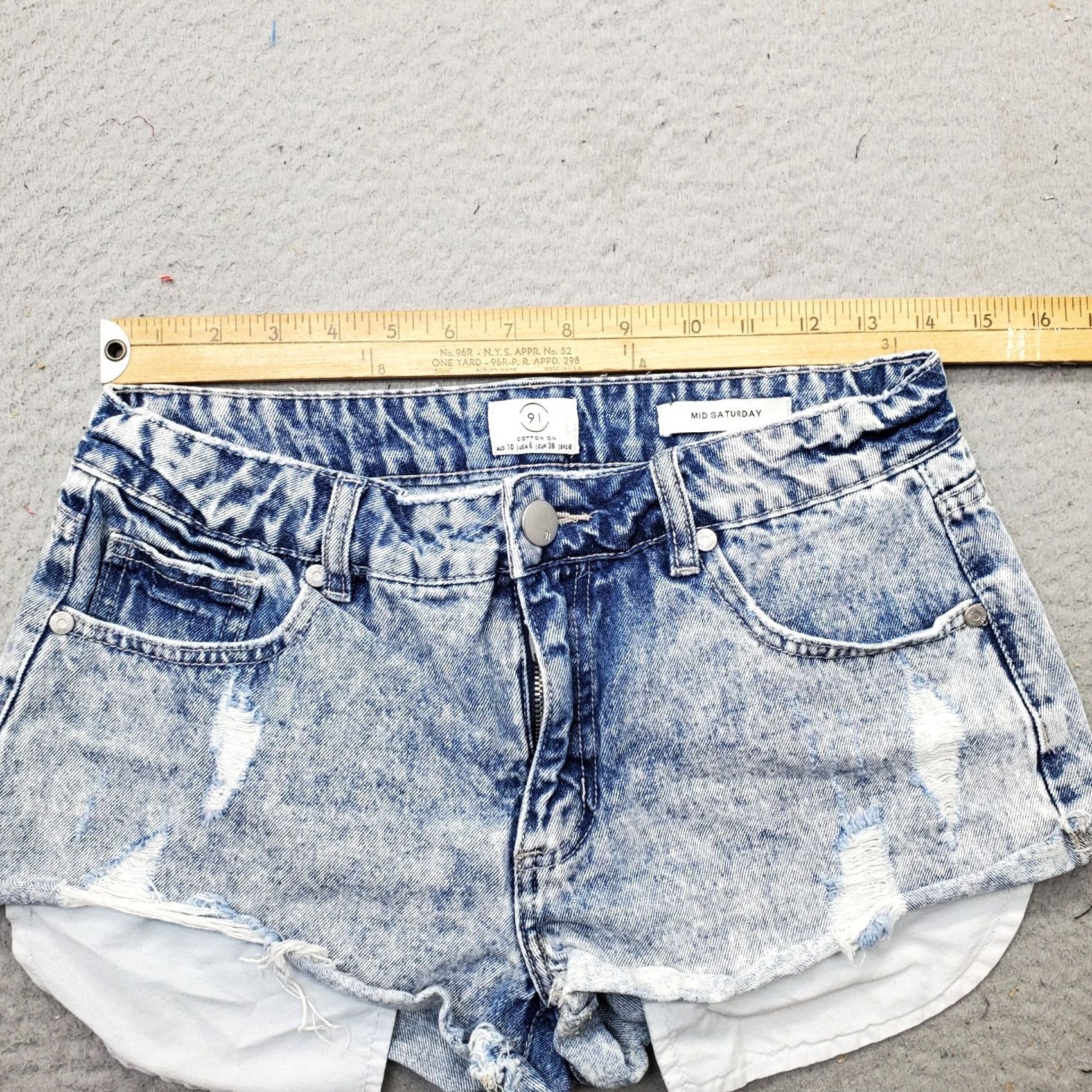 Cotton On Cotton On Cut-Off Shorts Women's 6 Blue Denim 5-Pocket Design Distressed Mid Size 28" / US 6 / IT 42 - 5 Thumbnail