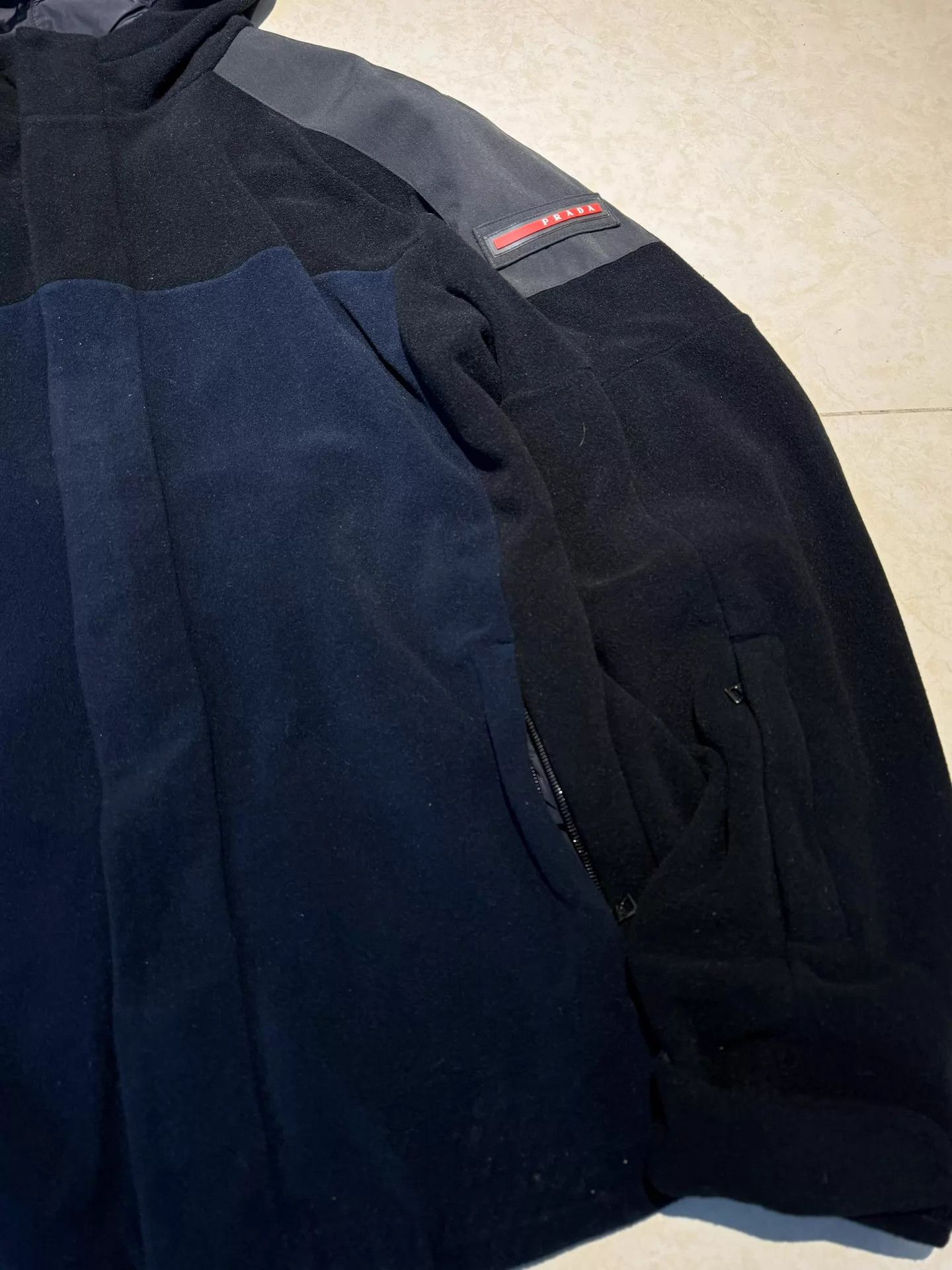 Prada Prada Hooded Bomber Black-Navy-Gray Red Sleeve XL Size US XL / EU 56 / 4 - 5 Thumbnail