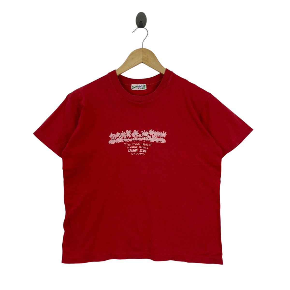 Vintage Vtg 90s Guppy Okinawa Japan Marine Sports T-Shirt Red Size M Size US M / EU 48-50 / 2 - 1 Thumbnail