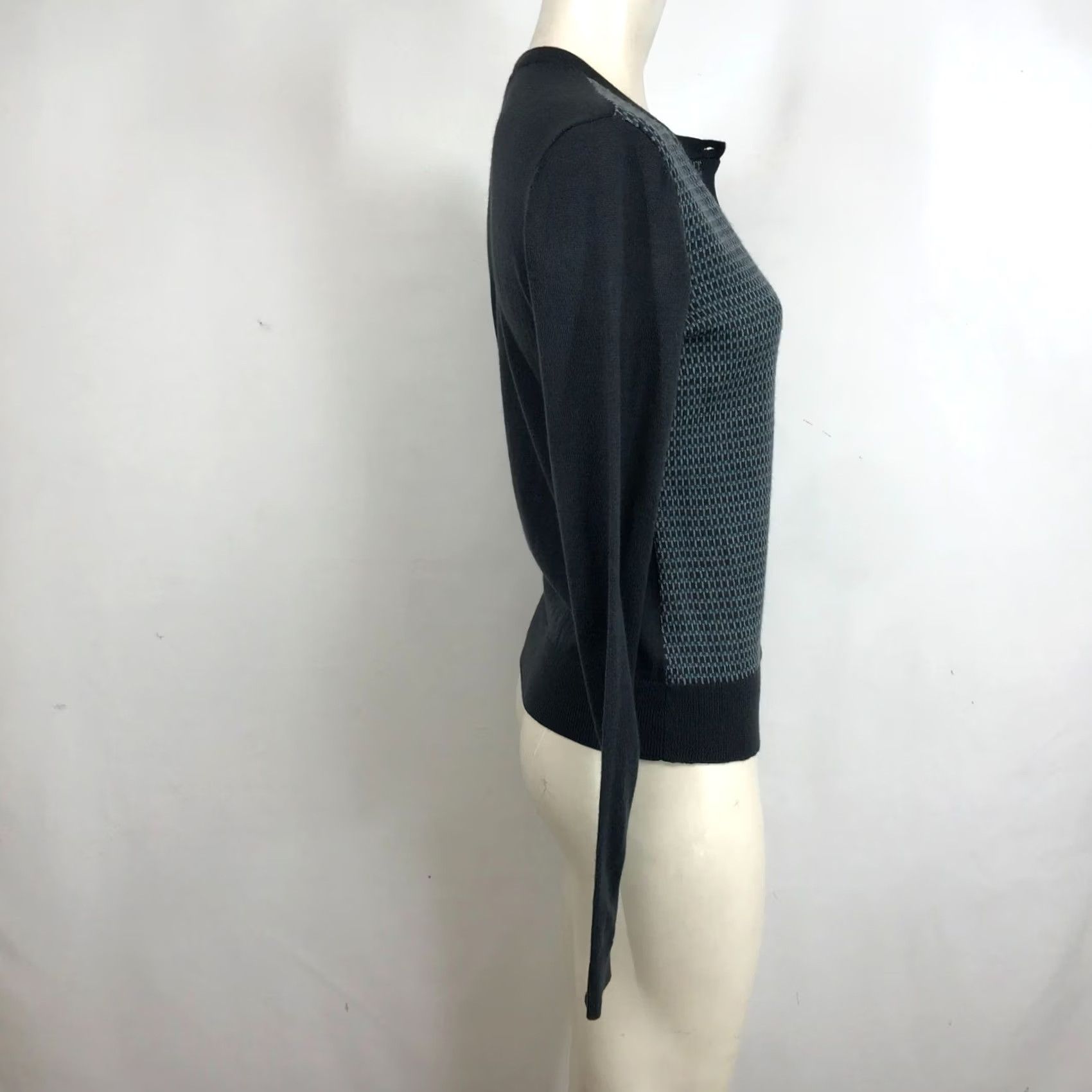 Vintage HALOGEN WOMEN'S XS GRAY LONG SLEEVE BUTTON MERINO WOOL BLEND CARDIGAN SWEATER Size XS / US 0-2 / IT 36-38 - 4 Thumbnail