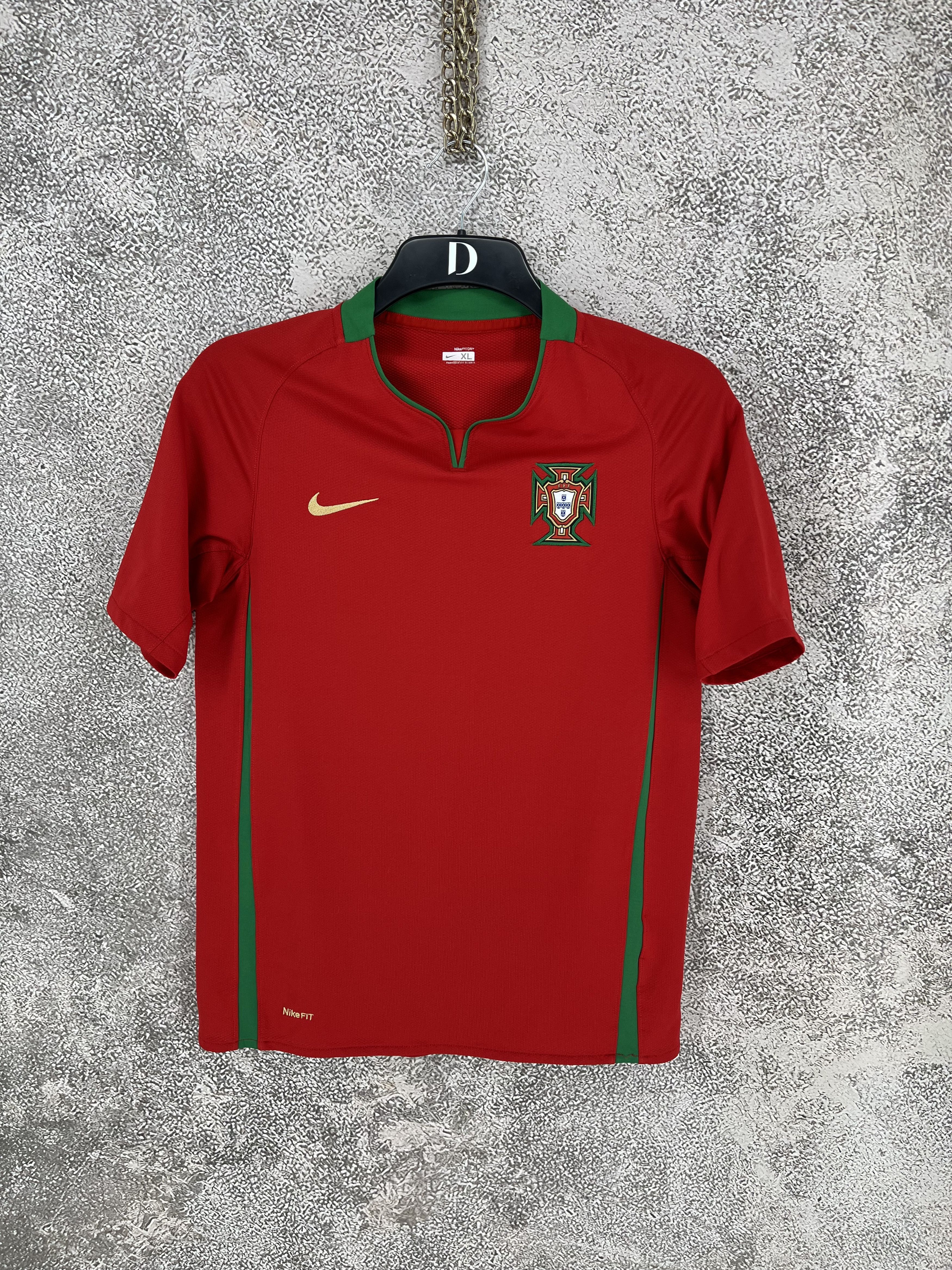 Nike Vintage Nike Portugal Soccer Jersey Football World Cup Size US S / EU 44-46 / 1 - 1 Thumbnail