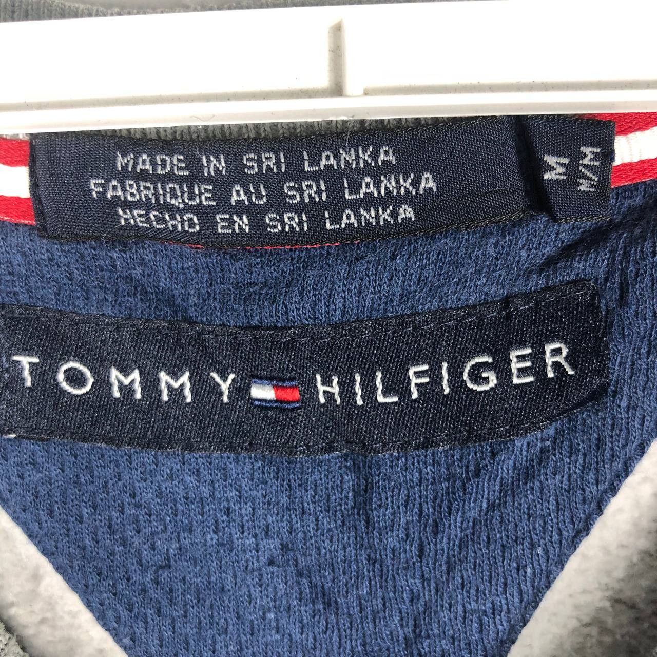 Tommy Hilfiger Vintage Tommy Hilfiger Sweatshirt Size US M / EU 48-50 / 2 - 9 Thumbnail