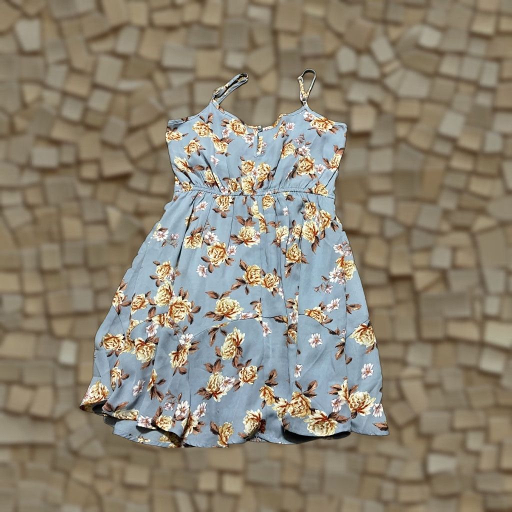 Vintage Three Pink Hearts Dress Women's Small Blue Pink White Floral V-Neck Size S / US 4 / IT 40 - 1 Thumbnail