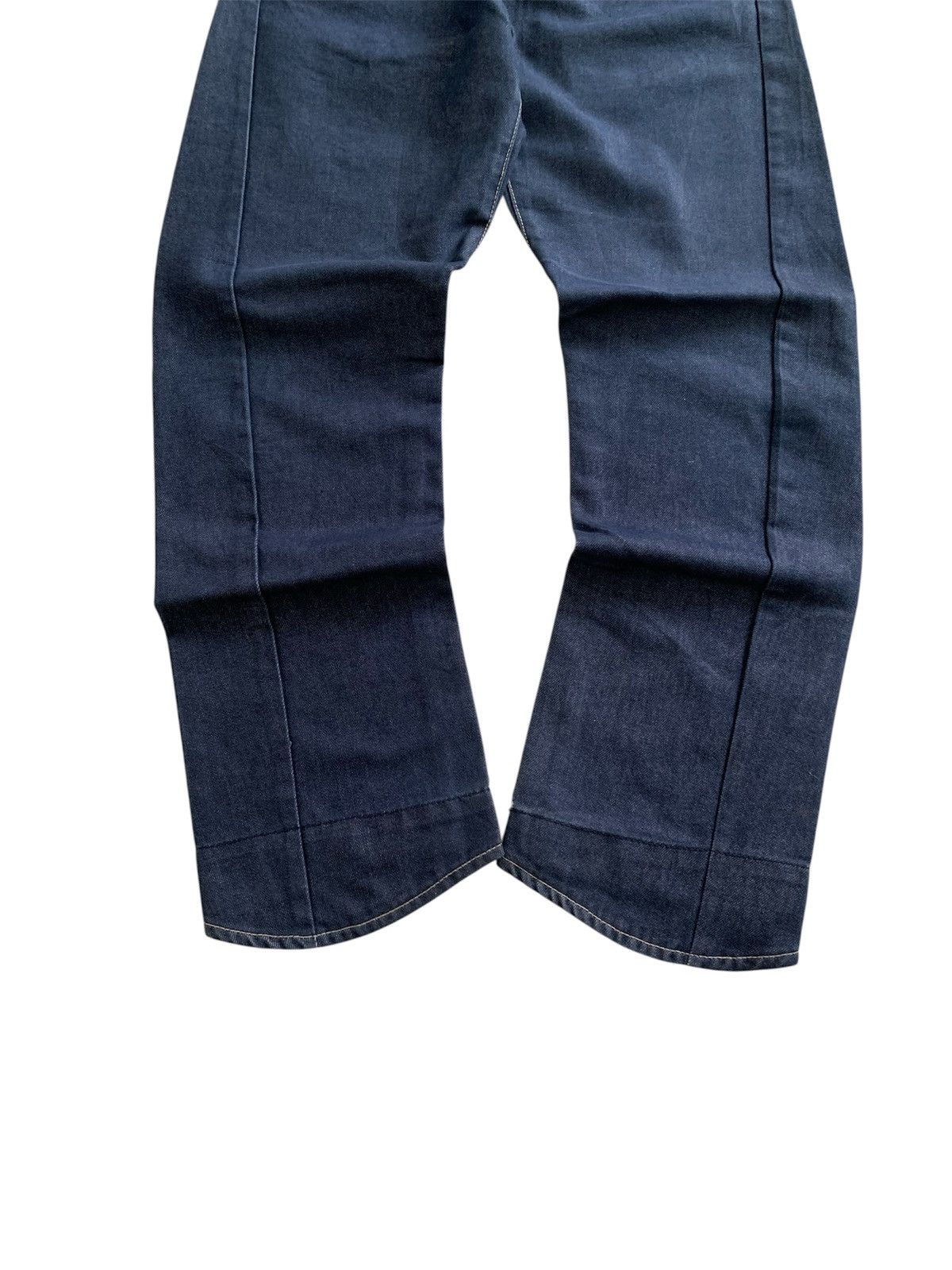 Levi's Vintage Clothing Vintage Levi’s Engineered Buckle Back Baggy Jeans Size US 30 / EU 46 - 10 Thumbnail