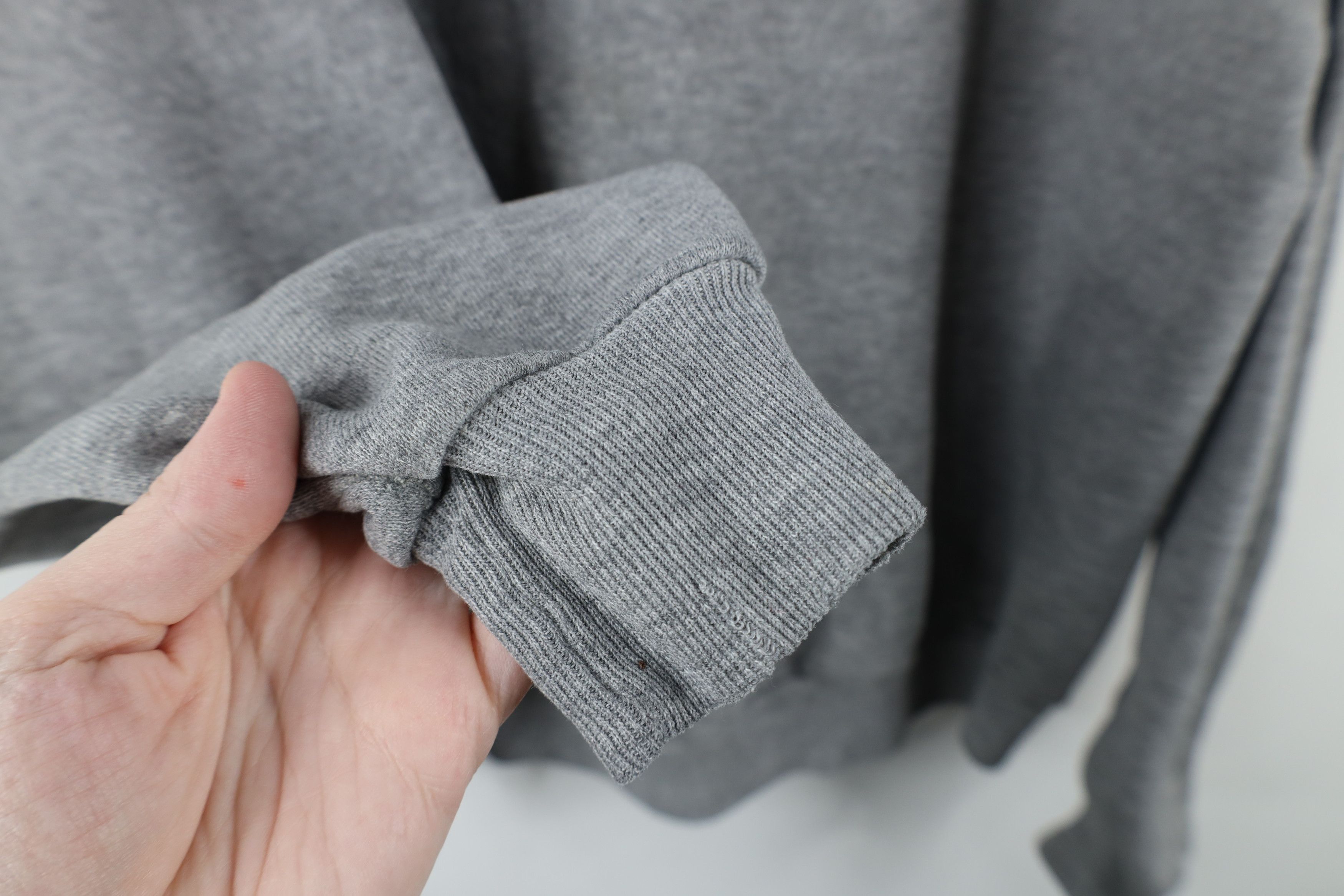 Vintage Vintage 90s Streetwear Crewneck Sweatshirt Heather Gray USA Size US XL / EU 56 / 4 - 9 Thumbnail