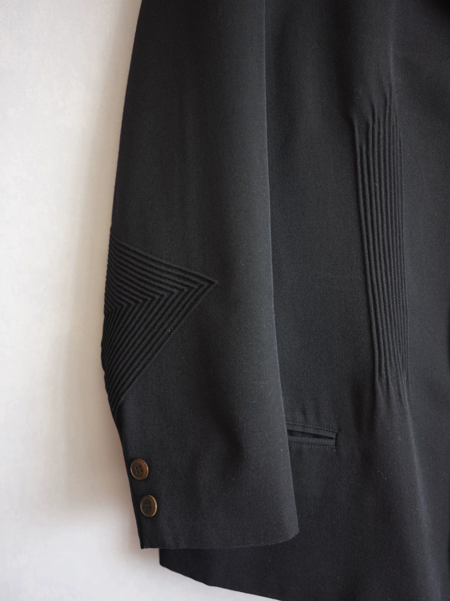 Yohji Yamamoto Yohji Yamamoto 96AW Elbow Wide Ribbed Pleated Jacket Size M Size US M / EU 48-50 / 2 - 6 Thumbnail