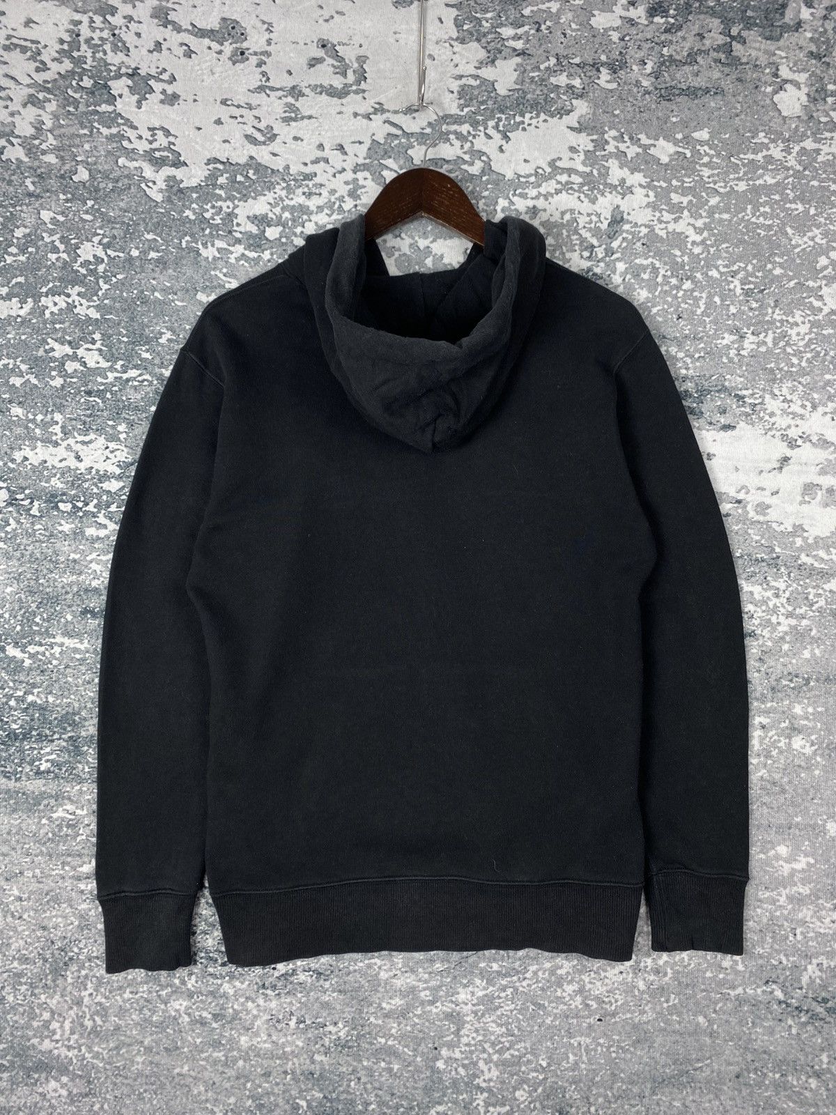 Yayoi Kusama Vintage Yayoi Kusama x Uniqlo Pullover Hoodies Size US S / EU 44-46 / 1 - 6 Thumbnail