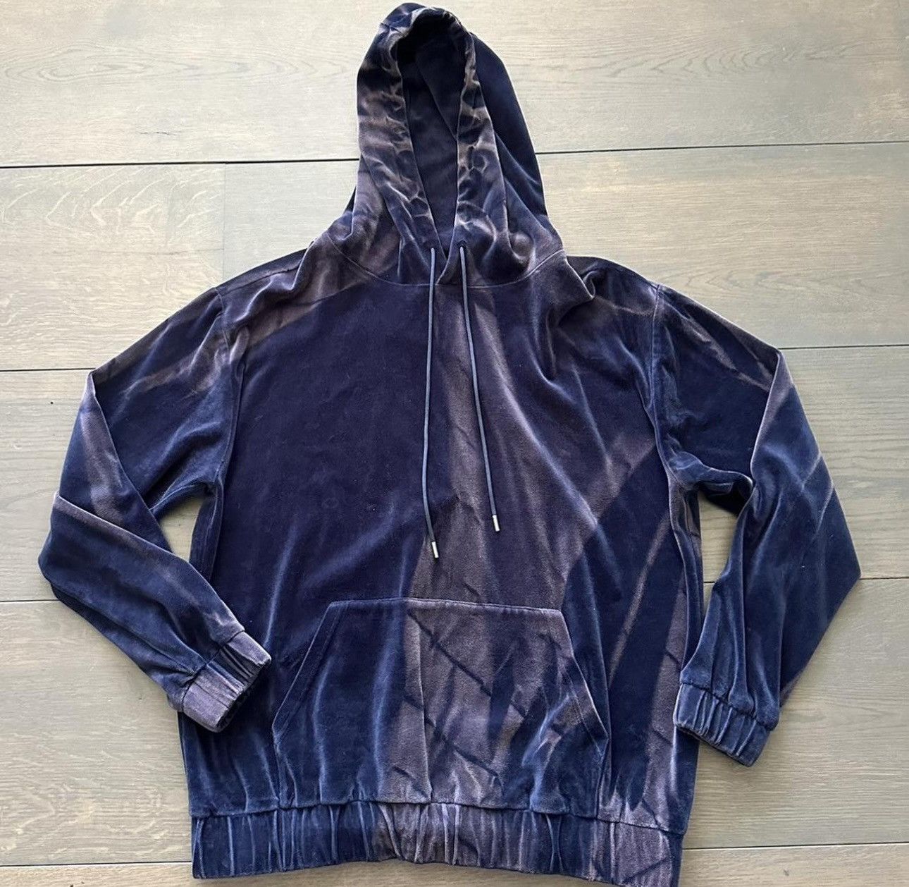 JiyongKim Jiyong Kim AW22 Sunburst Hoodie Purple Velvet Sweatshirt Size US L / EU 52-54 / 3 - 1 Thumbnail