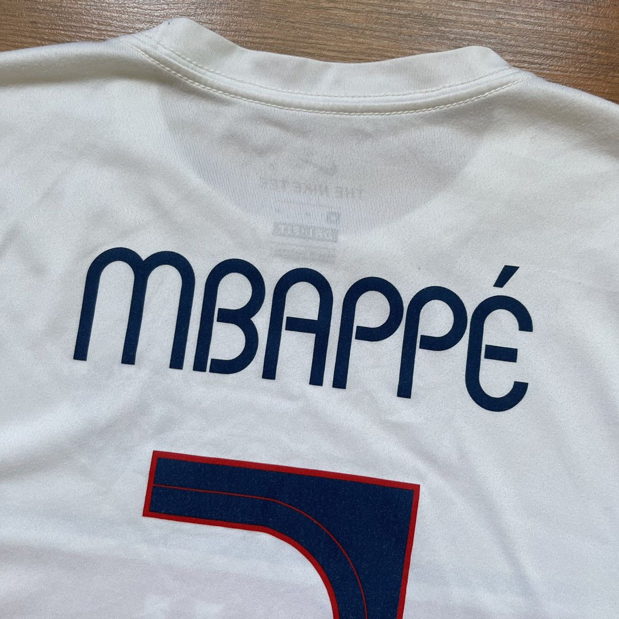 Nike × Vintage PSG NIKE 2021/2022 FOOTBALL SOCCER TEE #7 MBAPPE Size US M / EU 48-50 / 2 - 9 Thumbnail