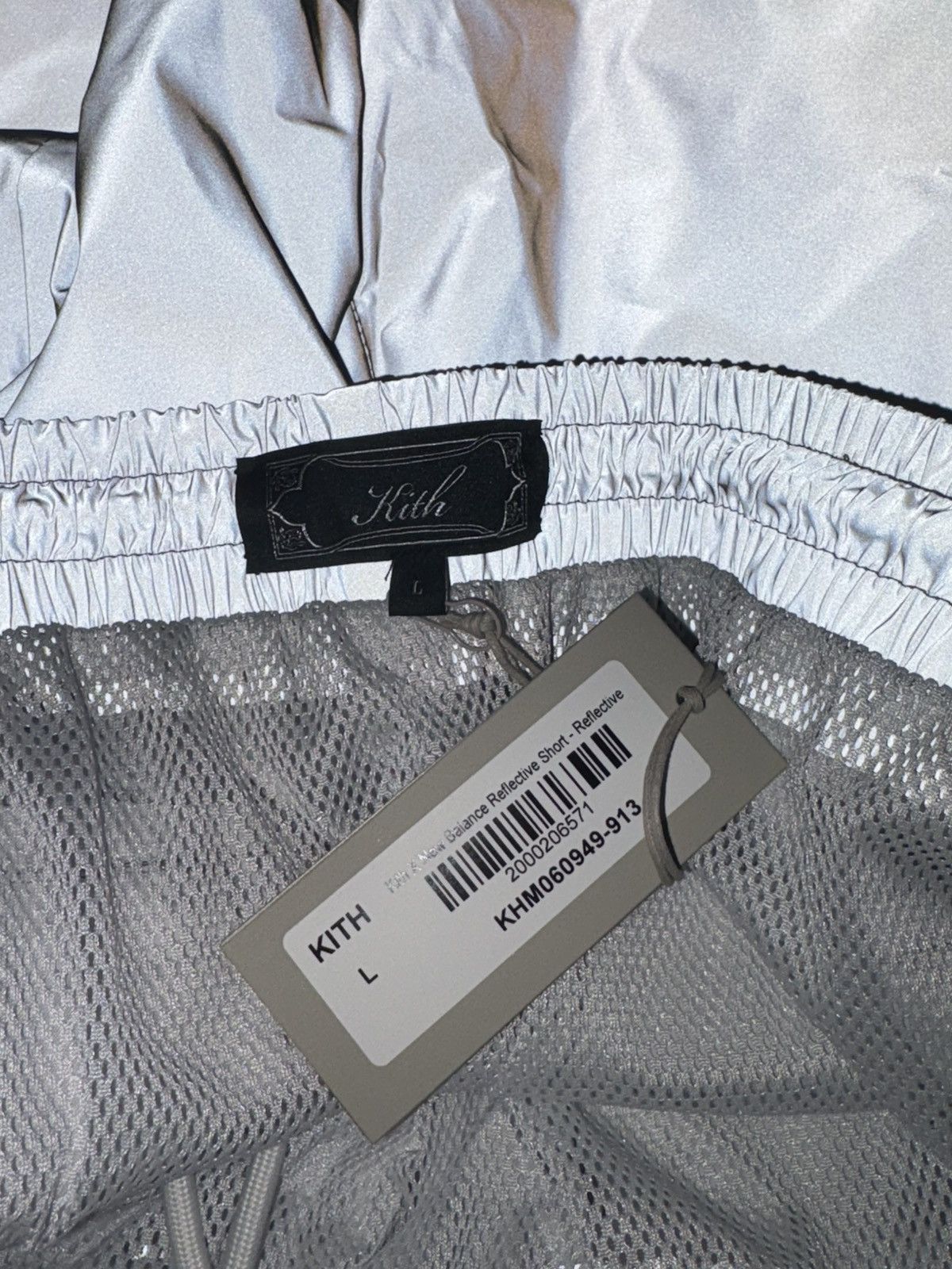 Kith × New Balance Kith x New Balance 3M Reflective Shorts (LARGE) Size US 33 - 5 Thumbnail
