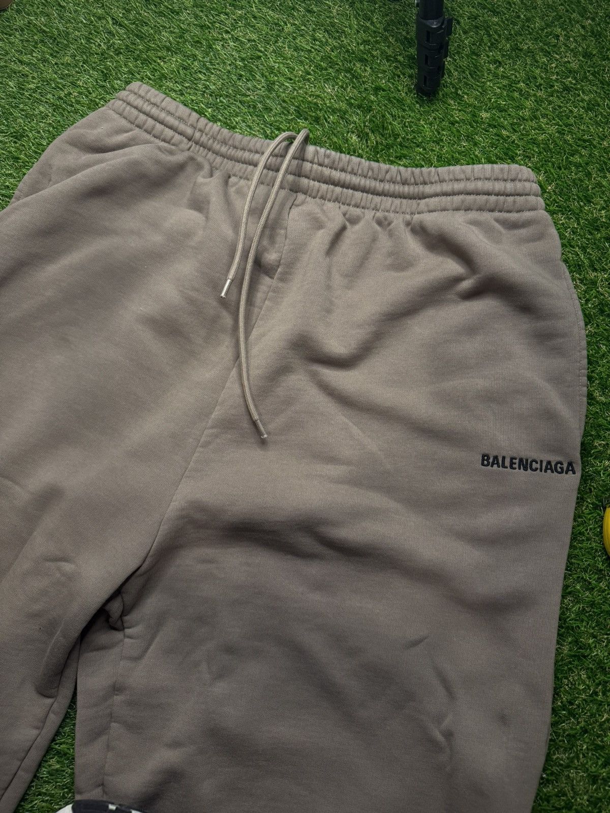 Balenciaga Balenciaga Logo Over Sized Sweatpants Size US 30 / EU 46 - 4 Thumbnail