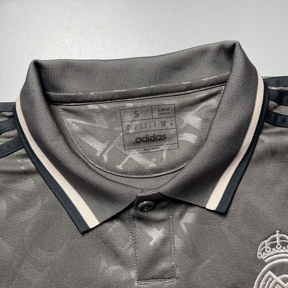 Adidas REAL MADRID ADIDAS 2024/2025 SOCCER JERSEY #27 NICO PAZ Size US S / EU 44-46 / 1 - 5 Thumbnail