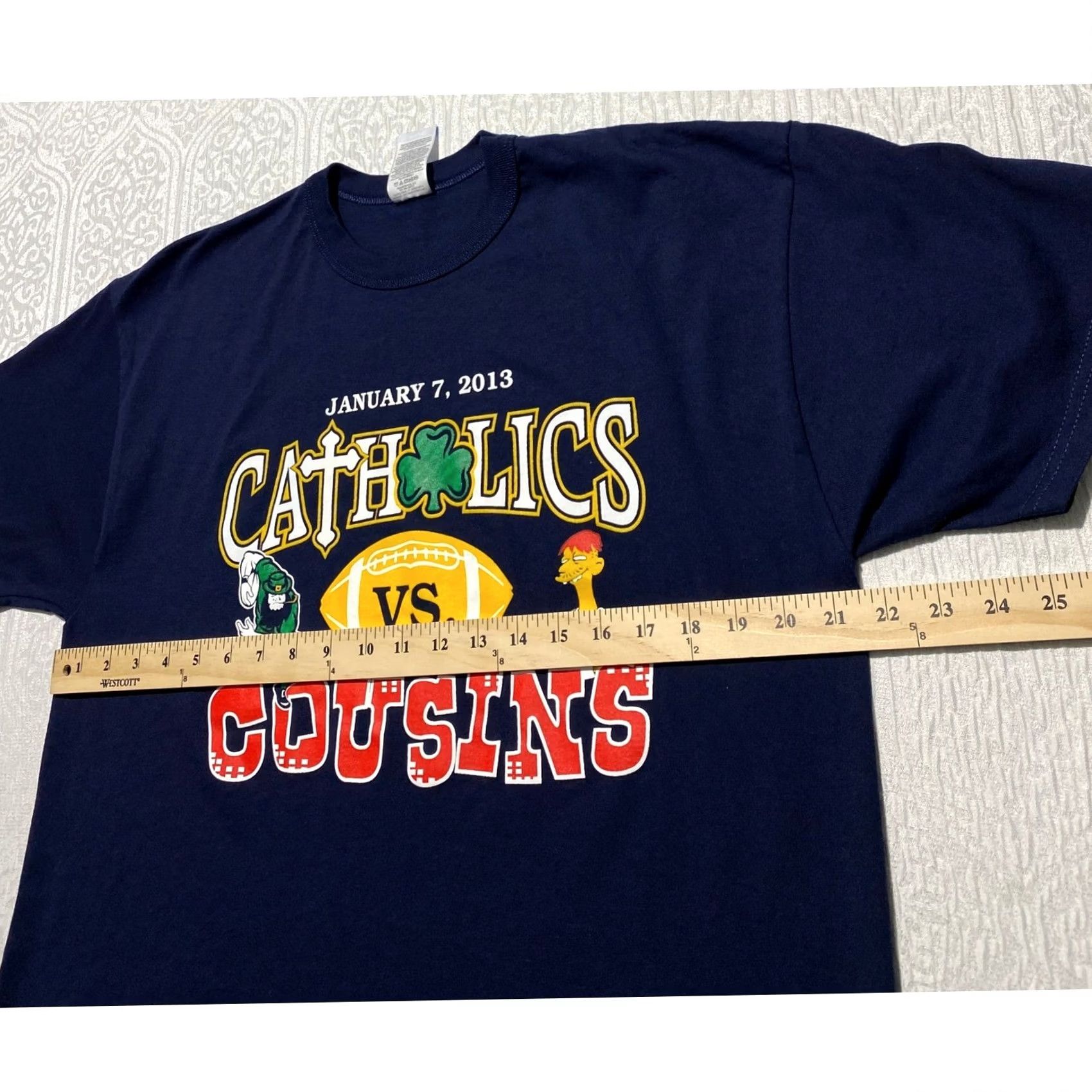 Russell Athletic Russell Athletic Catholics vs Cousins 2013 Football T-Shirt Navy Blue L Size US L / EU 52-54 / 3 - 4 Thumbnail