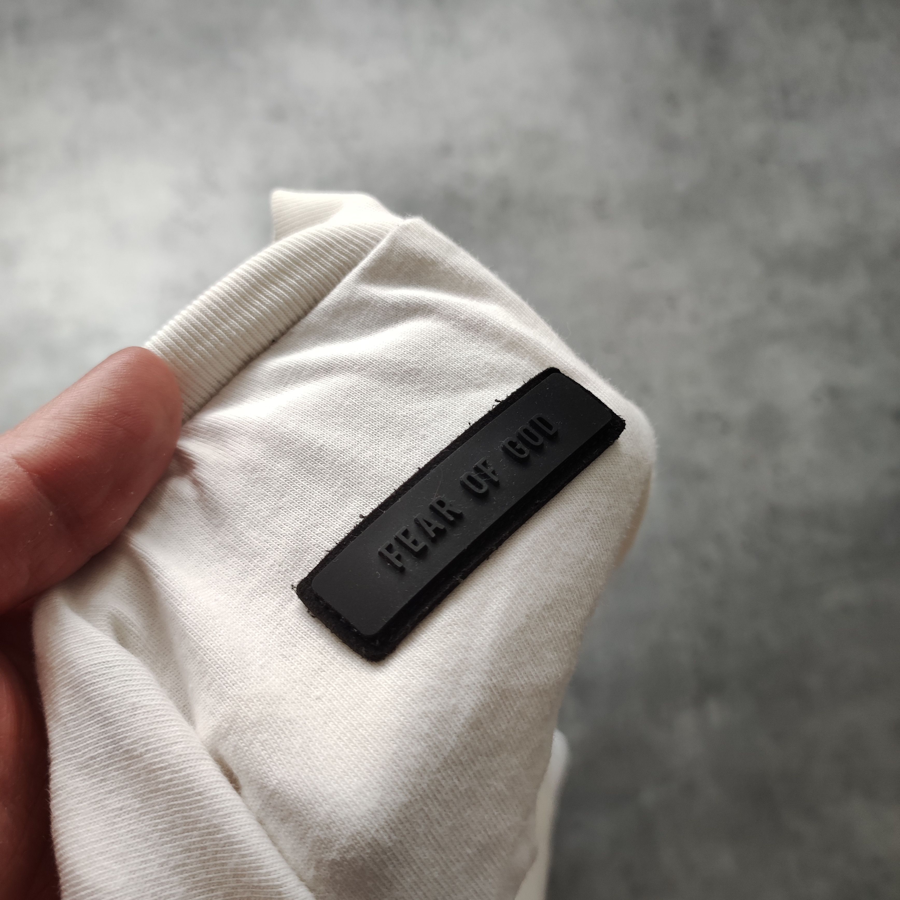 Essentials × Fear of God FOG Fear Of God Essentuals Cream Oversize Logo Tee Size US M / EU 48-50 / 2 - 12 Thumbnail