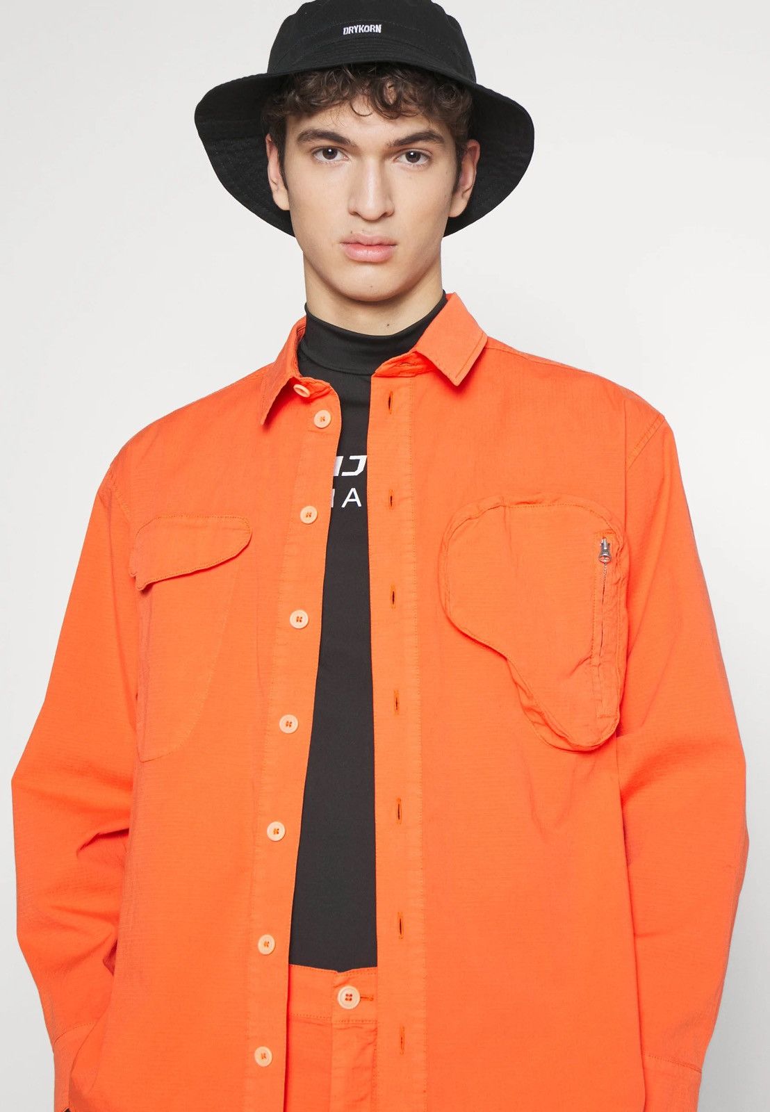 Henrik Vibskov !DS! SS23 Henrik Vibskov Flame Orange Cargo Shirt Size US XL / EU 56 / 4 - 9 Thumbnail
