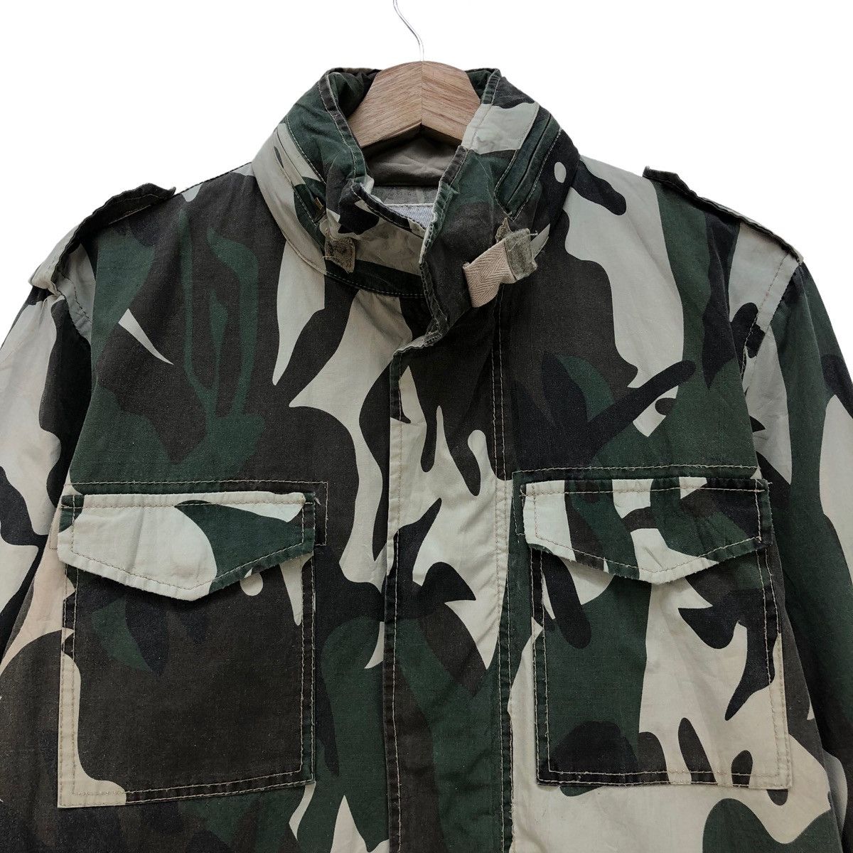 Japanese Brand Japanese Brand Bright Shore Camo Jacket Size US M / EU 48-50 / 2 - 3 Thumbnail