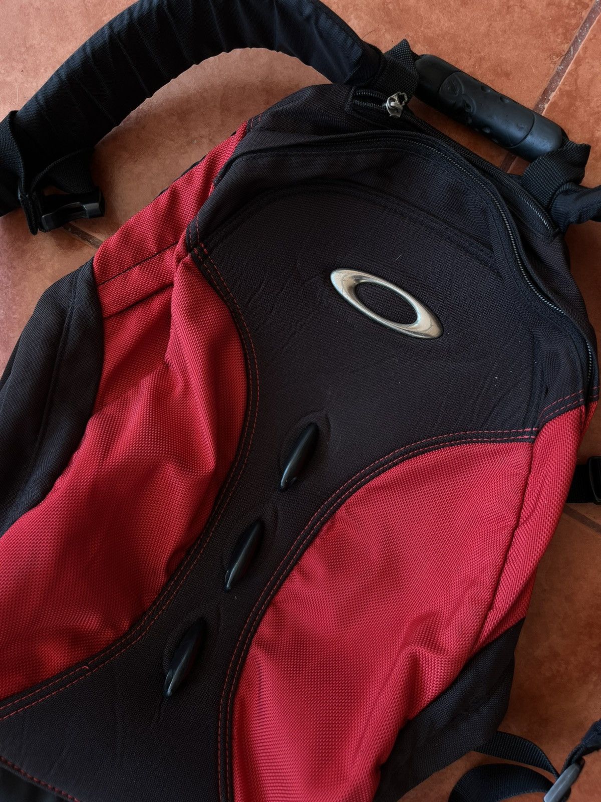 Oakley Vintage oakley spikes backpack Size ONE SIZE - 2 Thumbnail