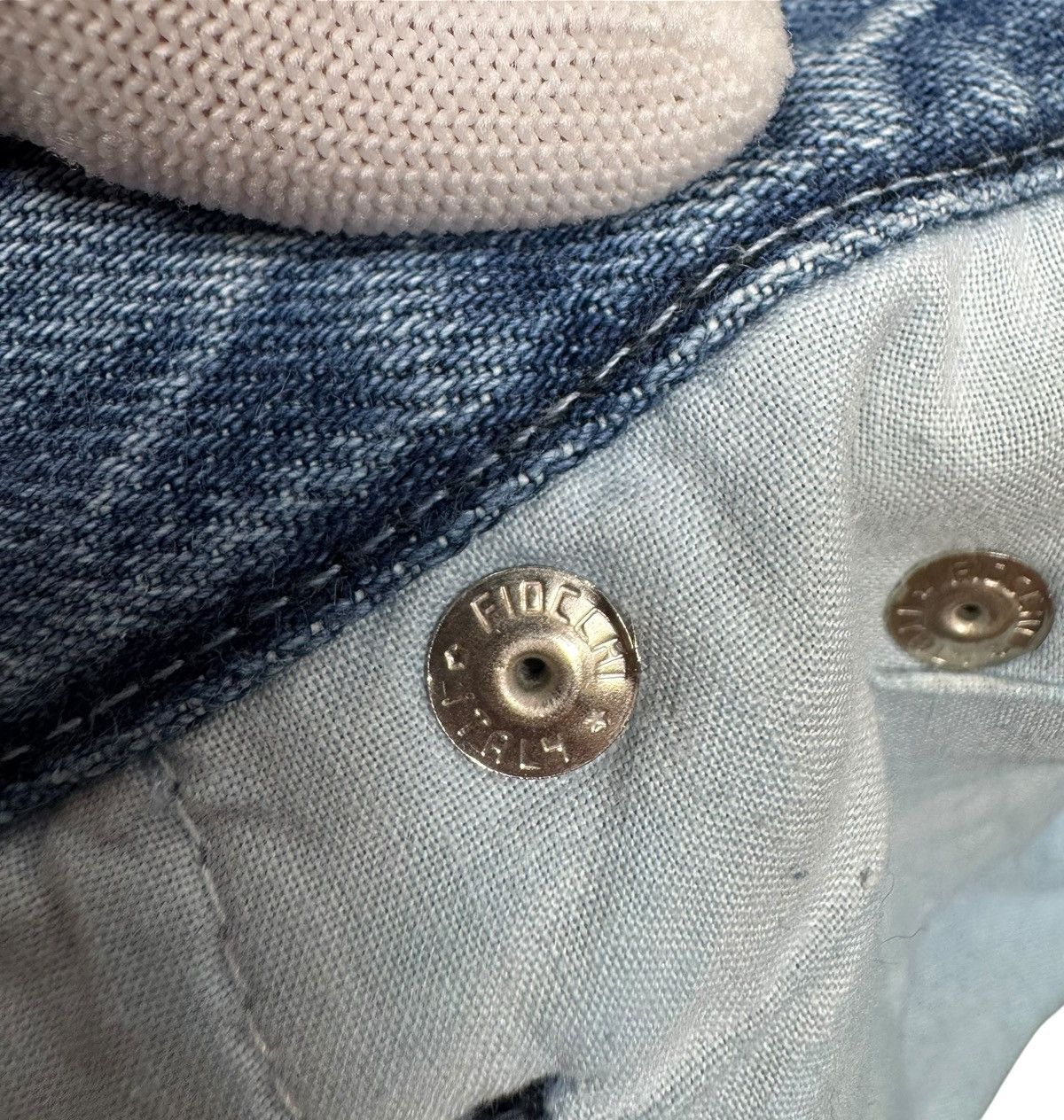 Moschino Moschino Jeans Vintage Mini Denim Skirt size IT44 US10 Size 30" / US 8 / IT 44 - 14 Thumbnail