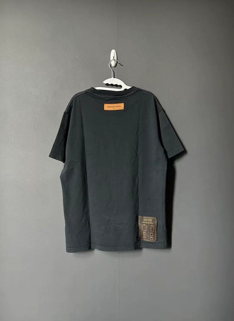 Louis Vuitton Louis Vuitton Louis Vuitton Short Sleeve T-Shirt in Gray-2 Size US L / EU 52-54 / 3 - 2 Thumbnail