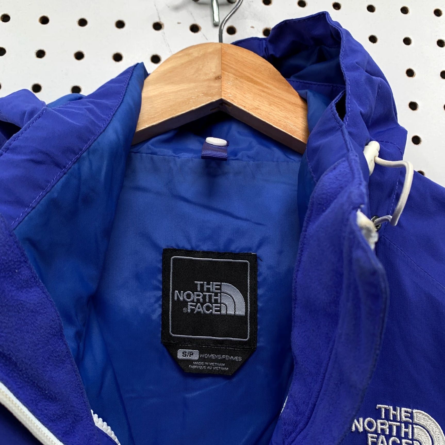 The North Face The North Face Hyvent Hooded Windbreaker Jacket Womens Small Blue Hoodie 19x26 Size S / US 4 / IT 40 - 6 Thumbnail