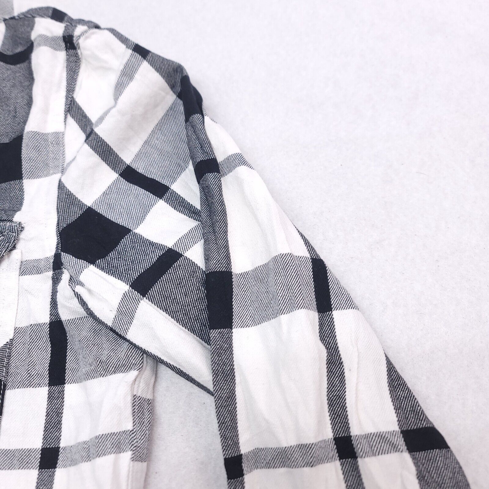 21 Men 21 Men Madras Flannel Button Up Shirt Men Size L White Black Size US L / EU 52-54 / 3 - 5 Thumbnail