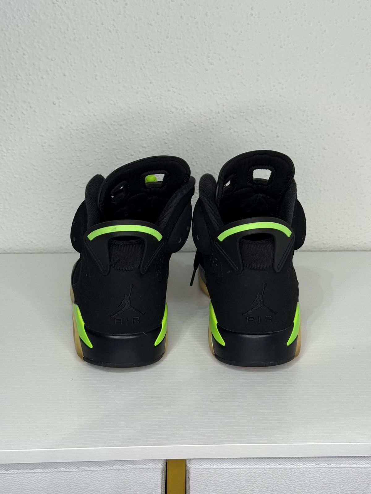 Jordan Brand Jordan 6 Retro Electric Green Size US 8 / EU 41 - 3 Thumbnail