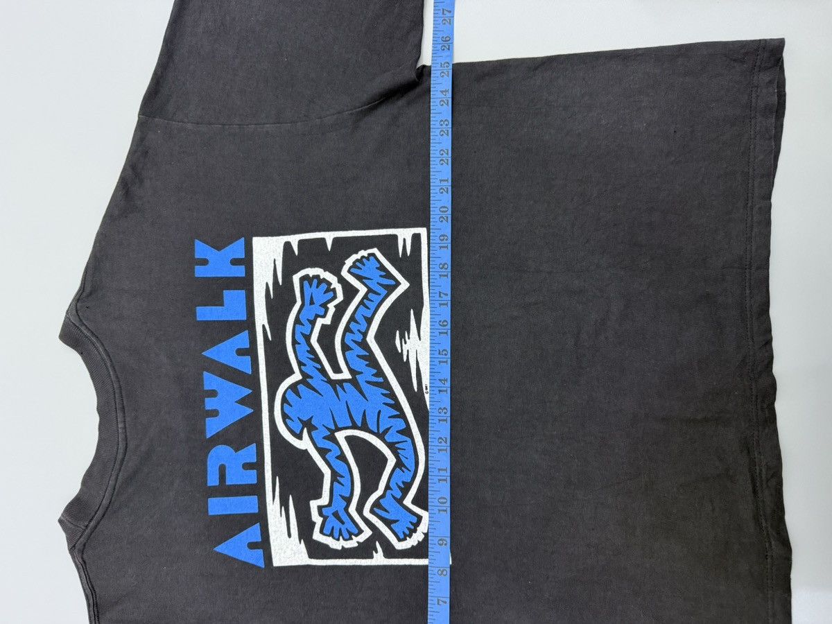 Airwalk Vintage OG 1987 AIRWALK Iconic Skateboard Surfboard Boxy Tee Size US XL / EU 56 / 4 - 11 Thumbnail