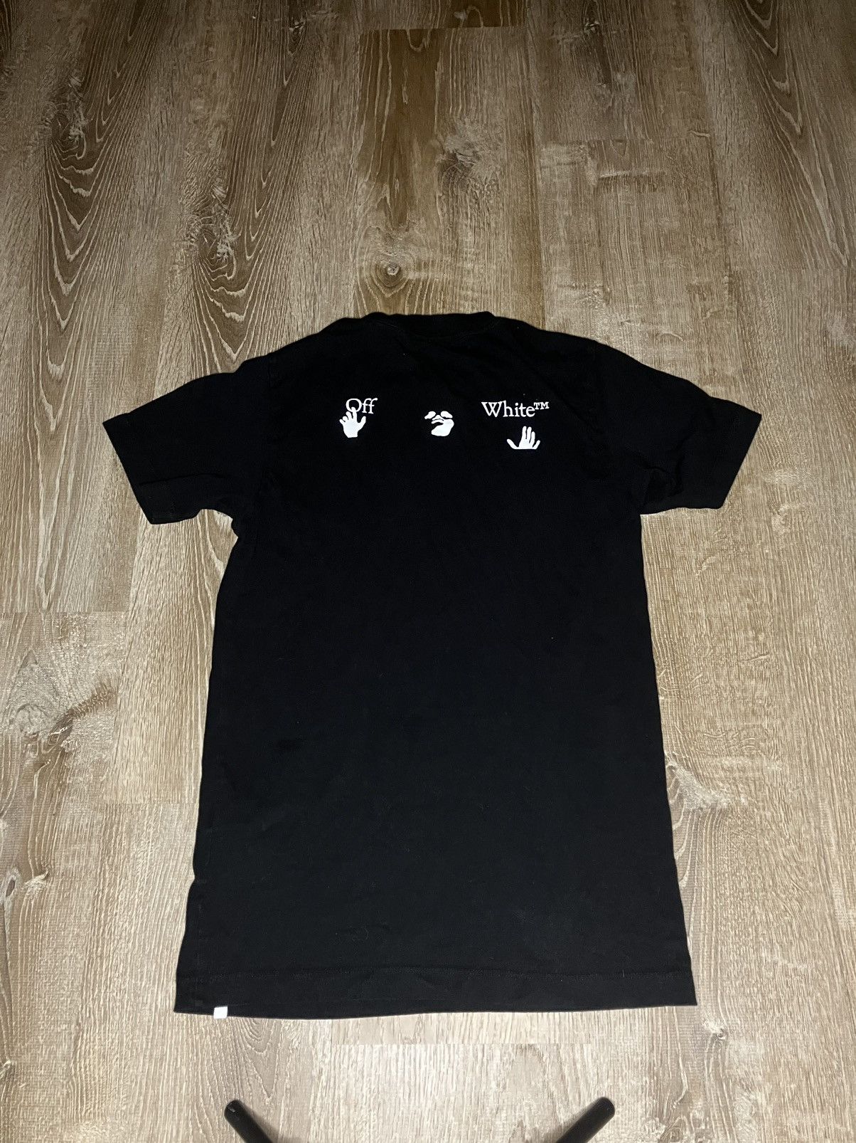 Off-White Off-White Peace World-Wide Logo Black T Size US XS / EU 42 / 0 - 2 Thumbnail